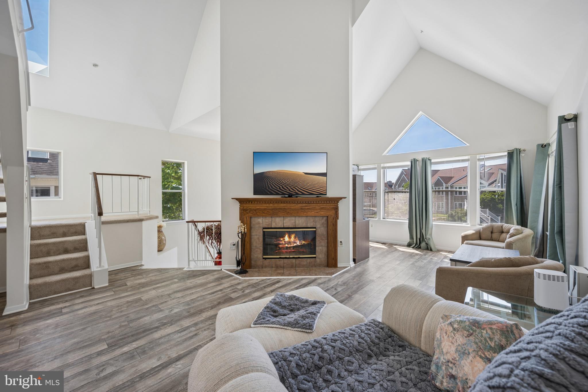 WOODLAND VILLAGE - Residential