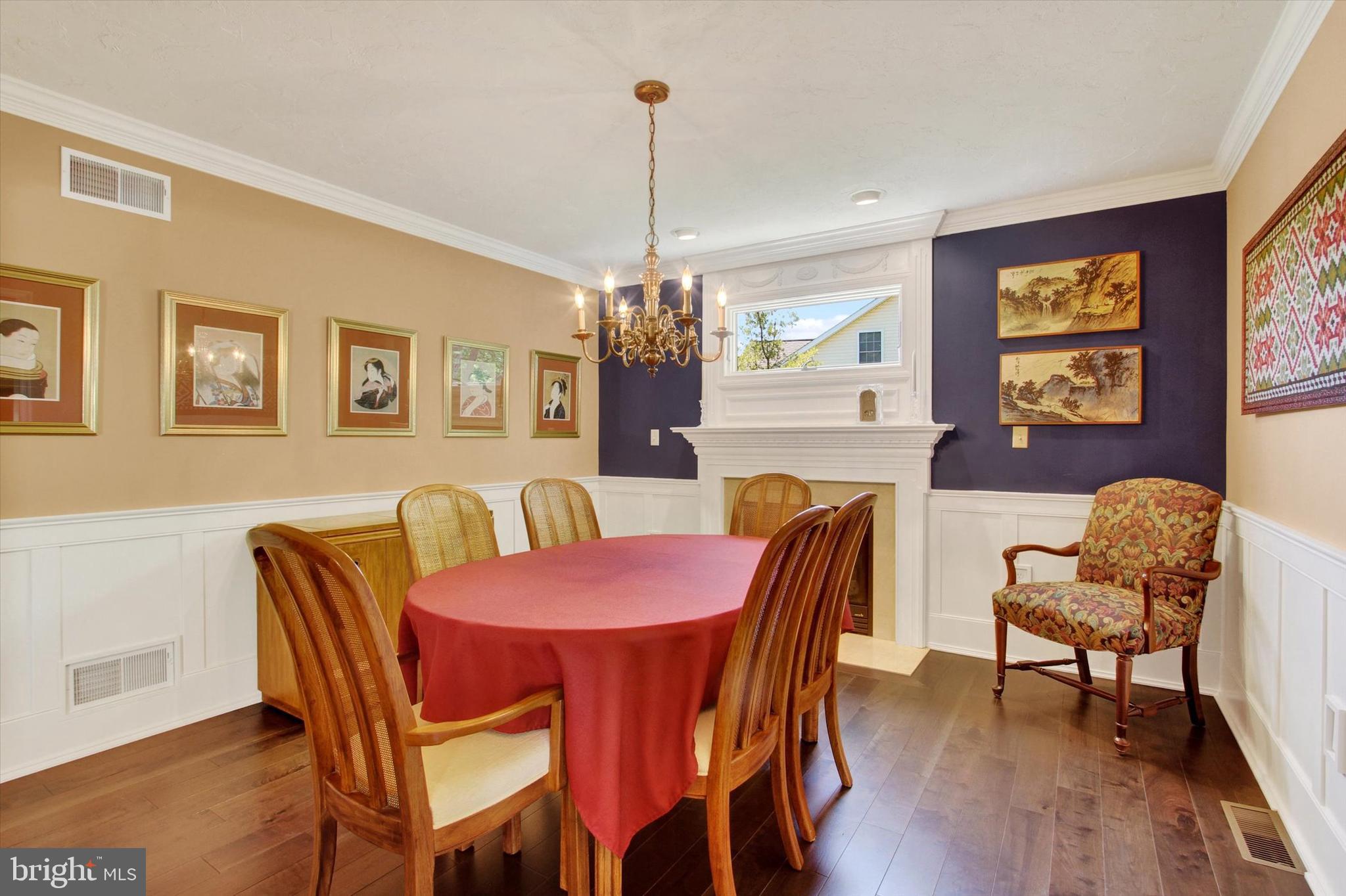 HUNTERS CROSSING - Residential