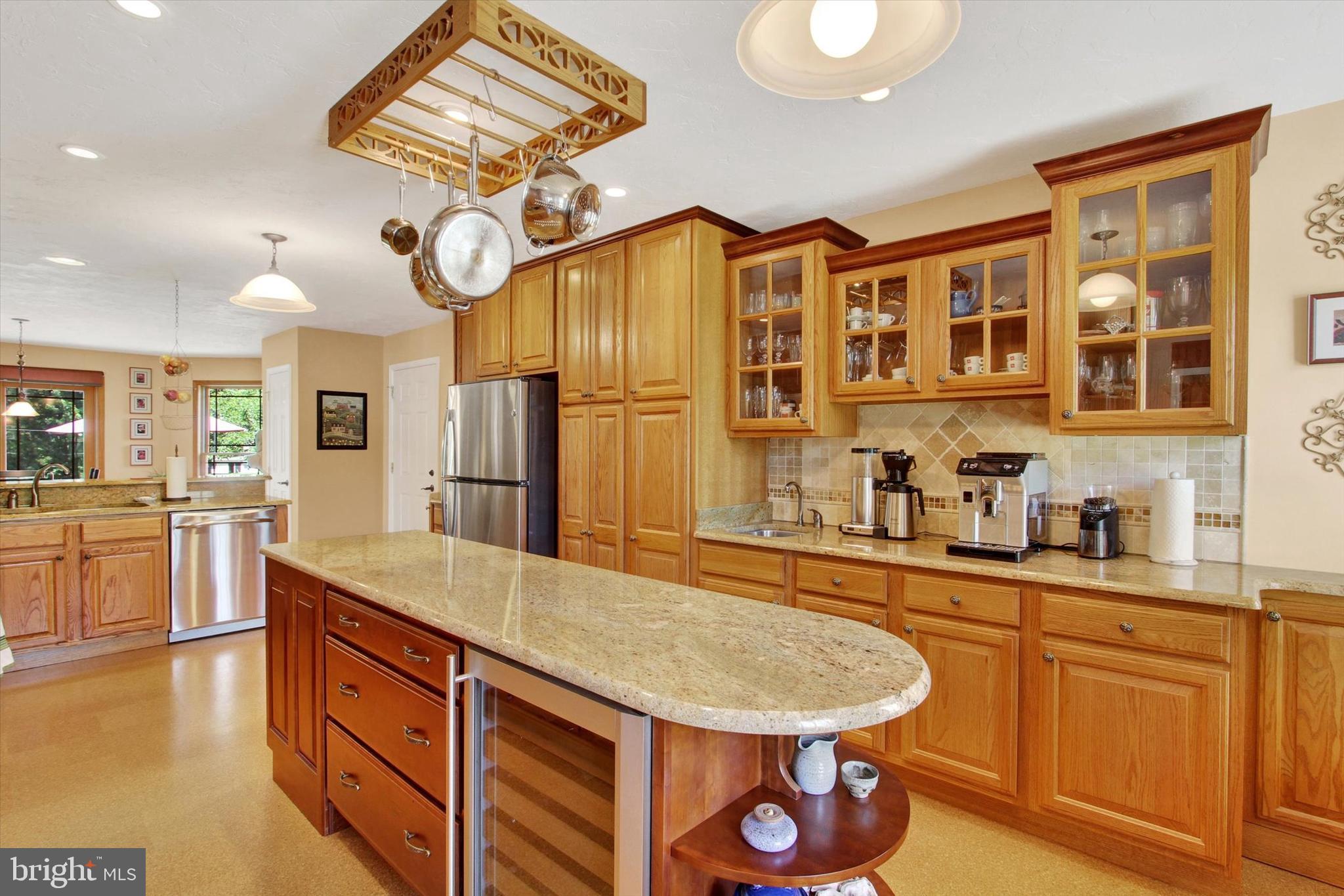HUNTERS CROSSING - Residential