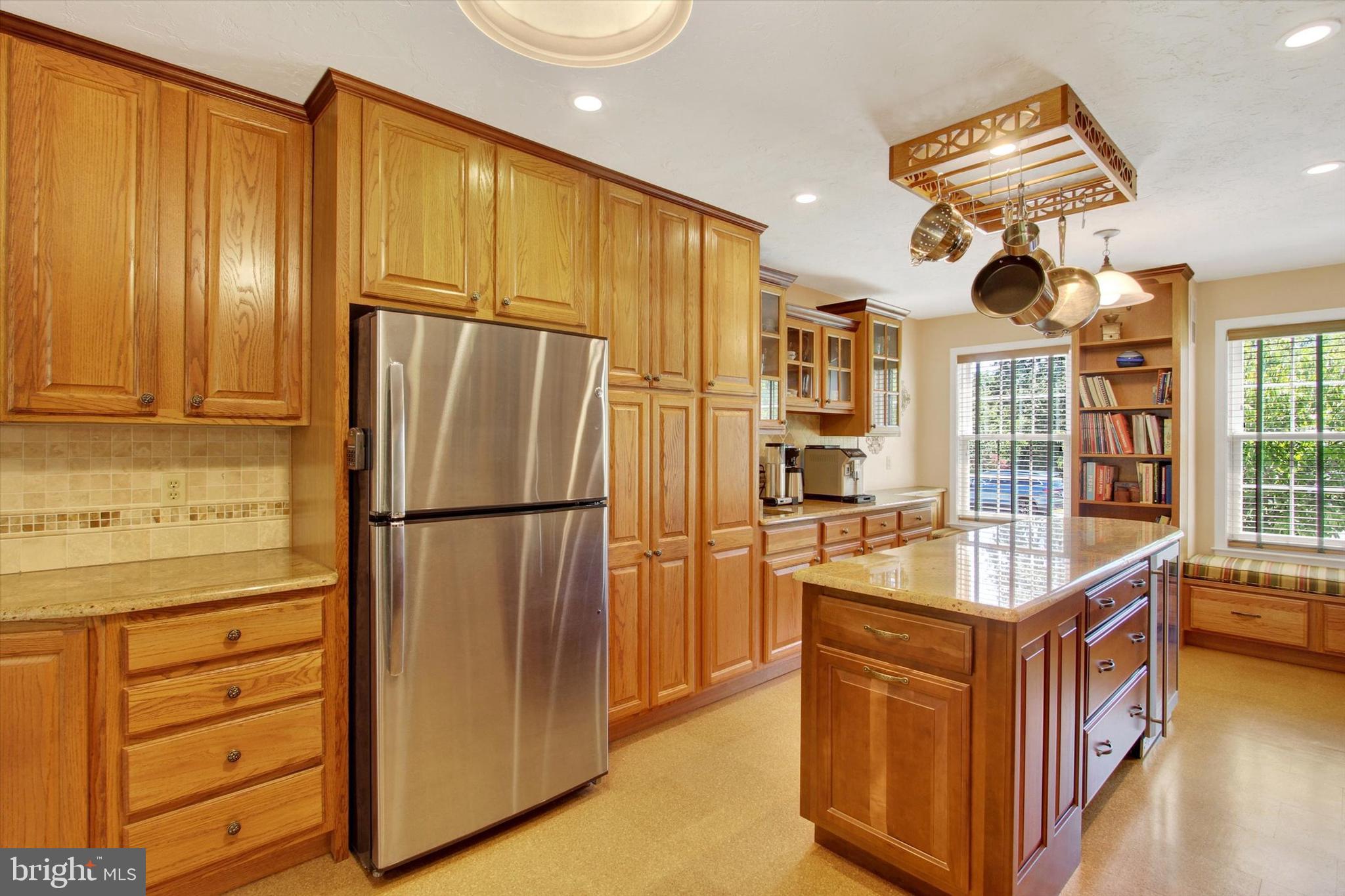 HUNTERS CROSSING - Residential