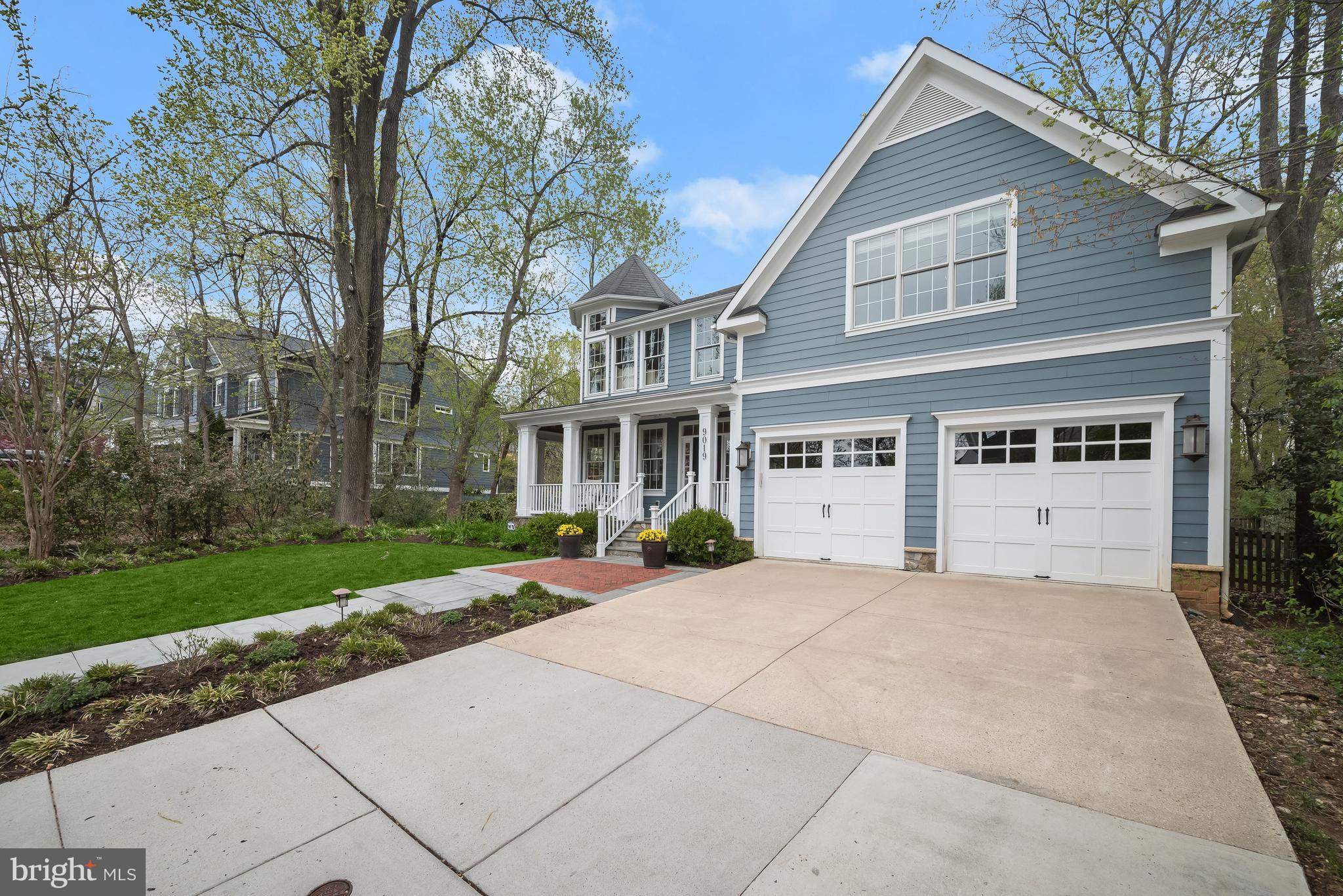 AYRLAWN - Residential