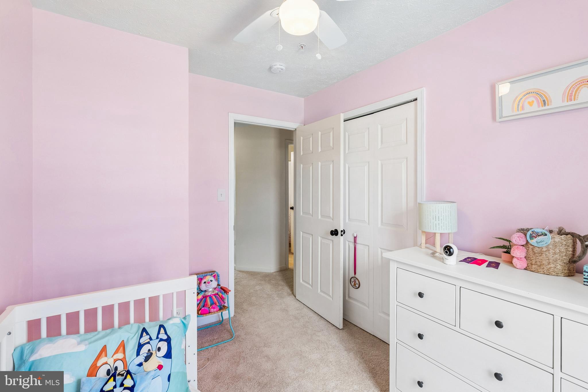 HOLLY WOODS - Residential