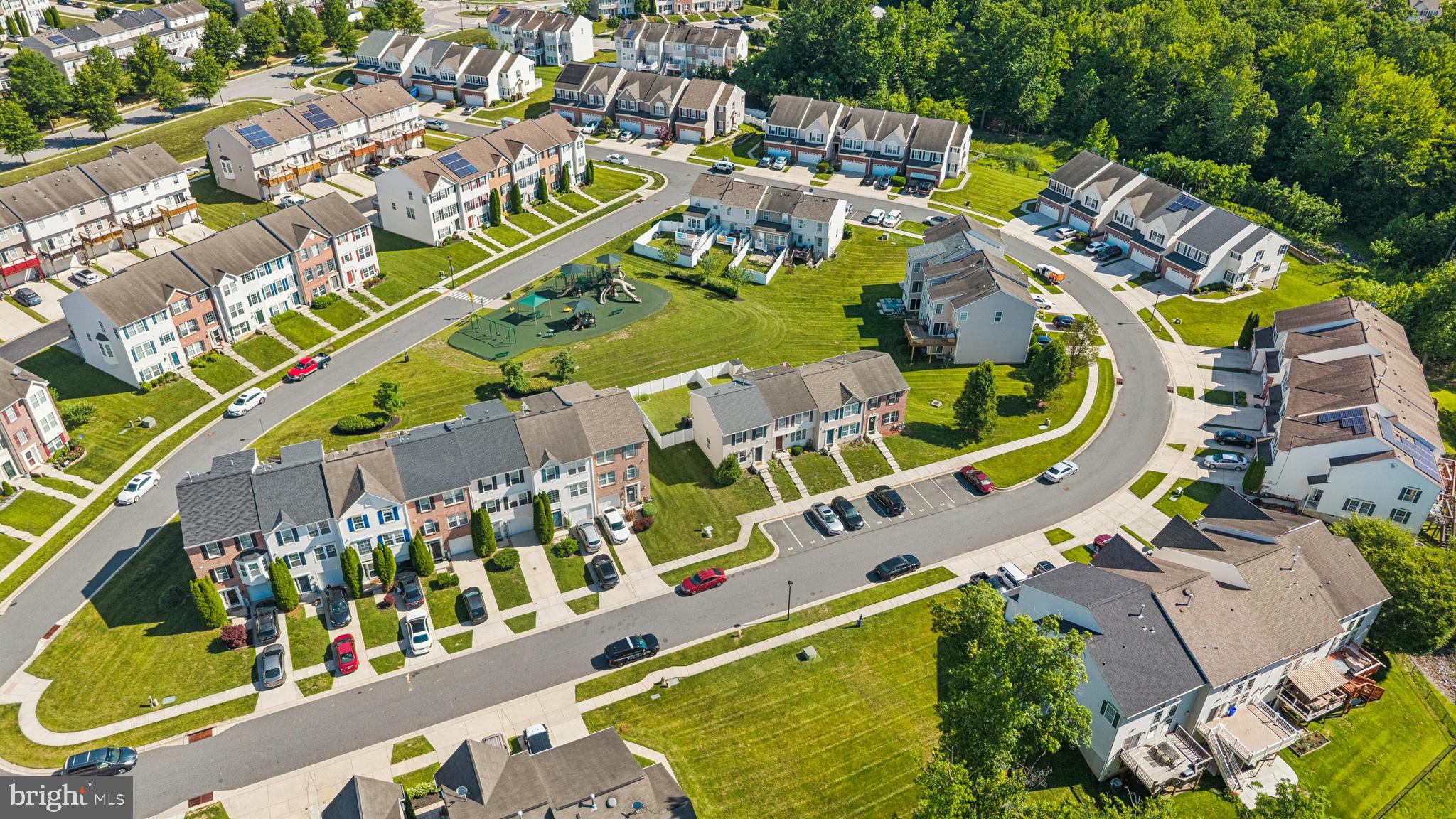 HOLLY WOODS - Residential
