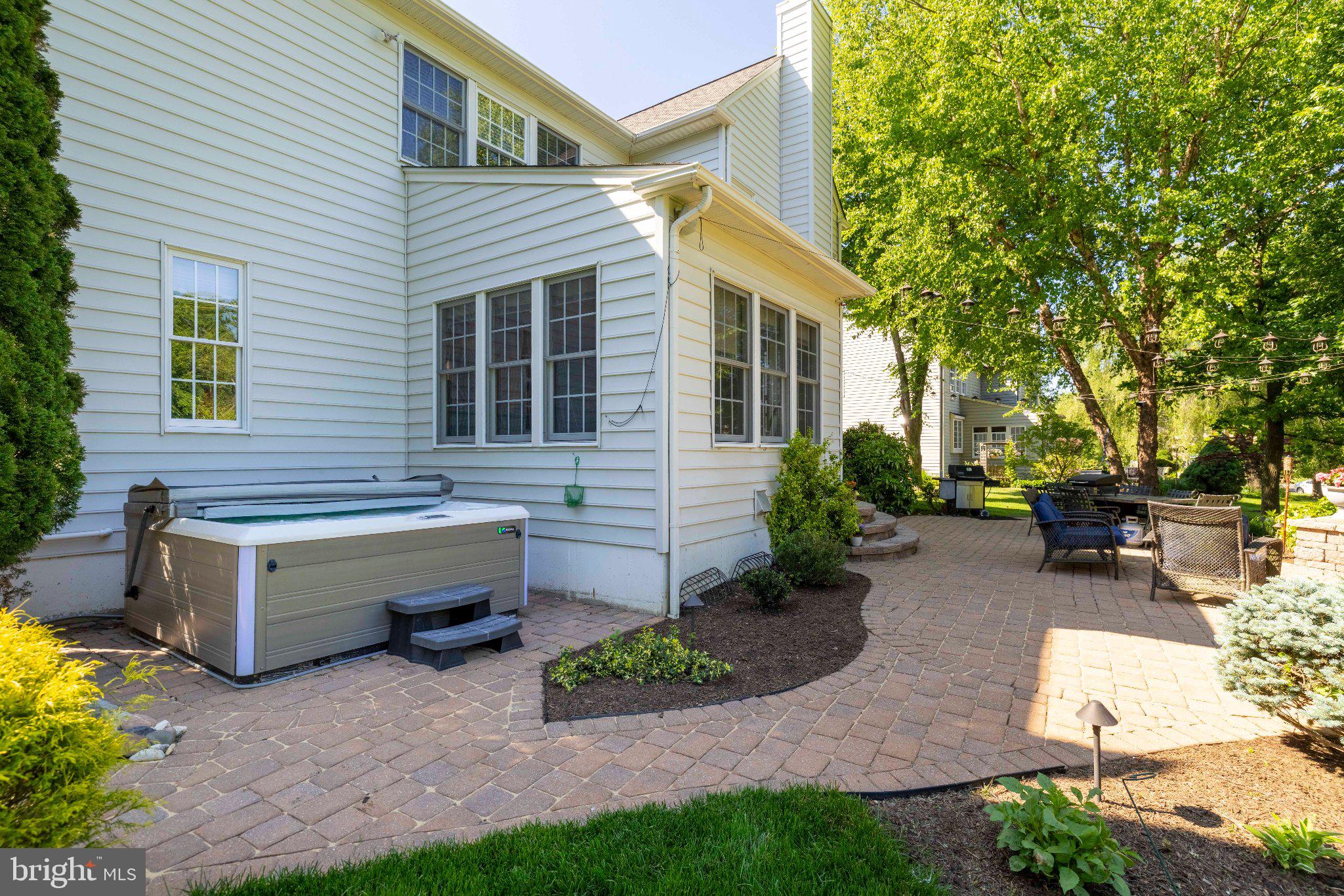 CHESTNUT CREEK - Residential