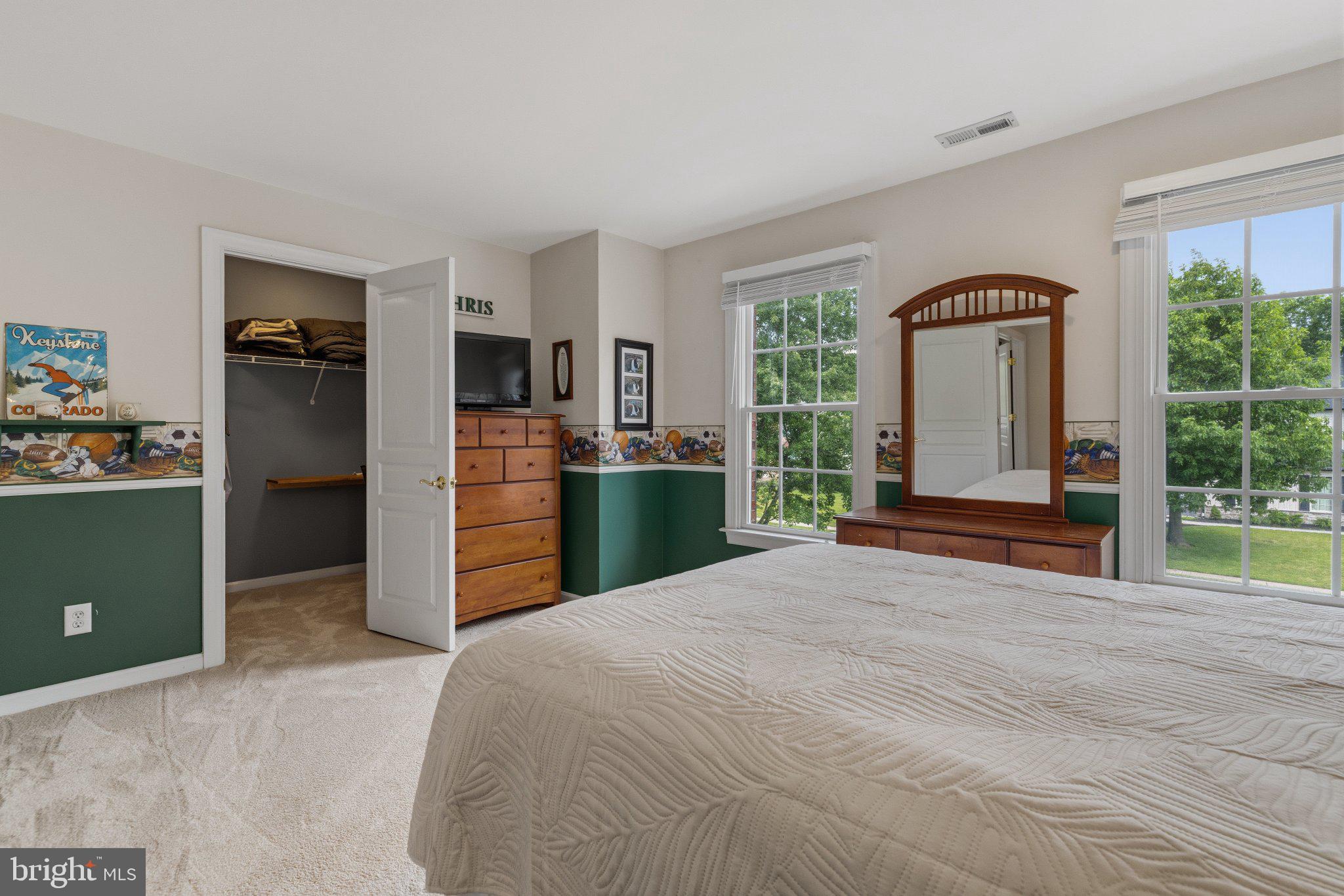 CHESTNUT CREEK - Residential