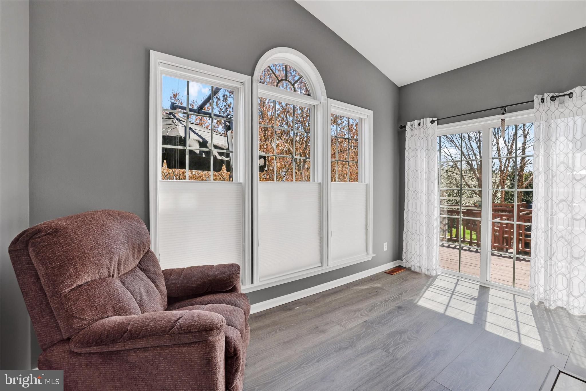 DOYLESTOWN STATION - Residential