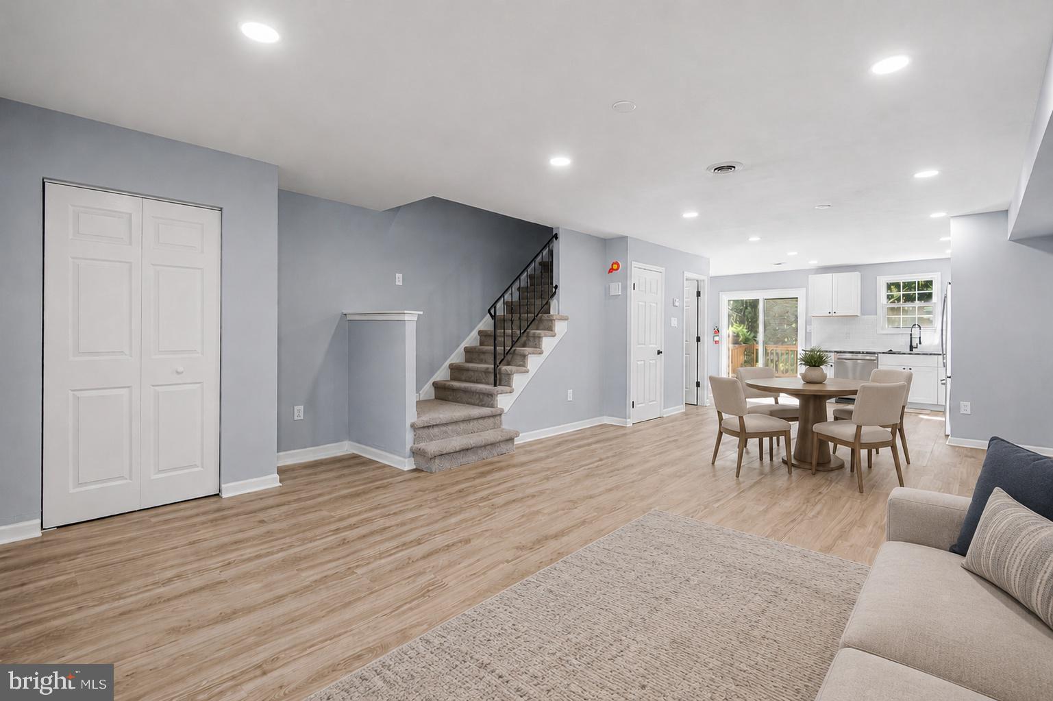 POTTSGROVE - Residential