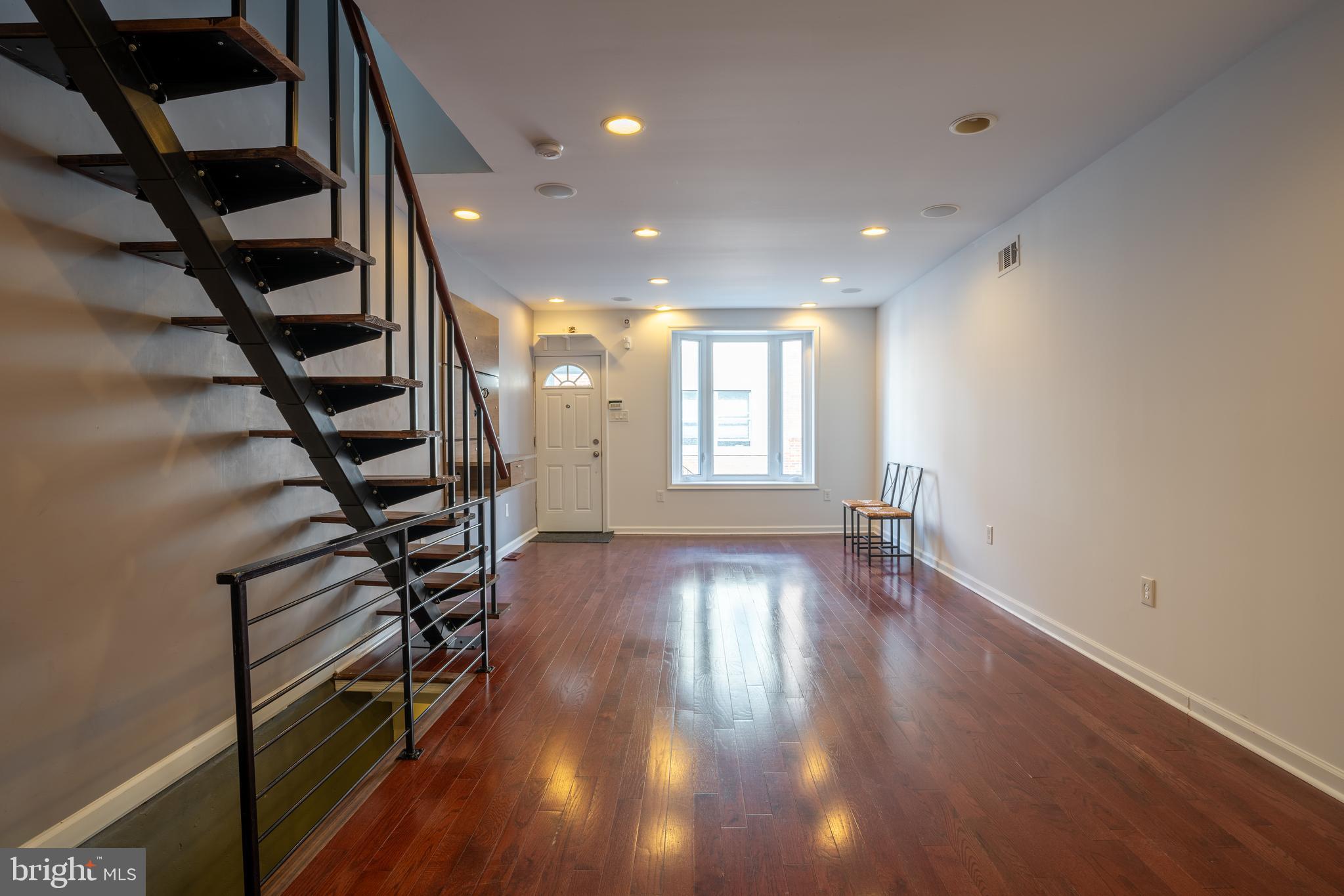PASSYUNK SQUARE - Residential