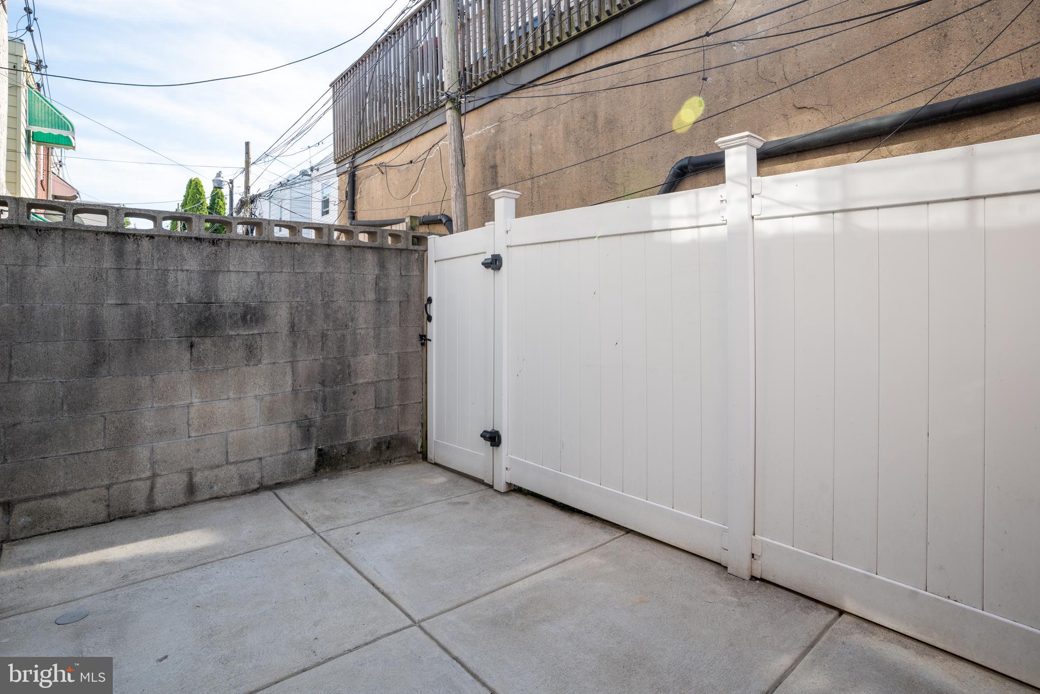 PASSYUNK SQUARE - Residential