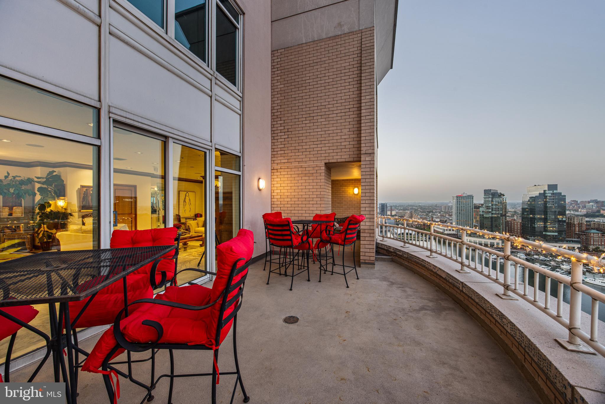 HARBORVIEW - Residential