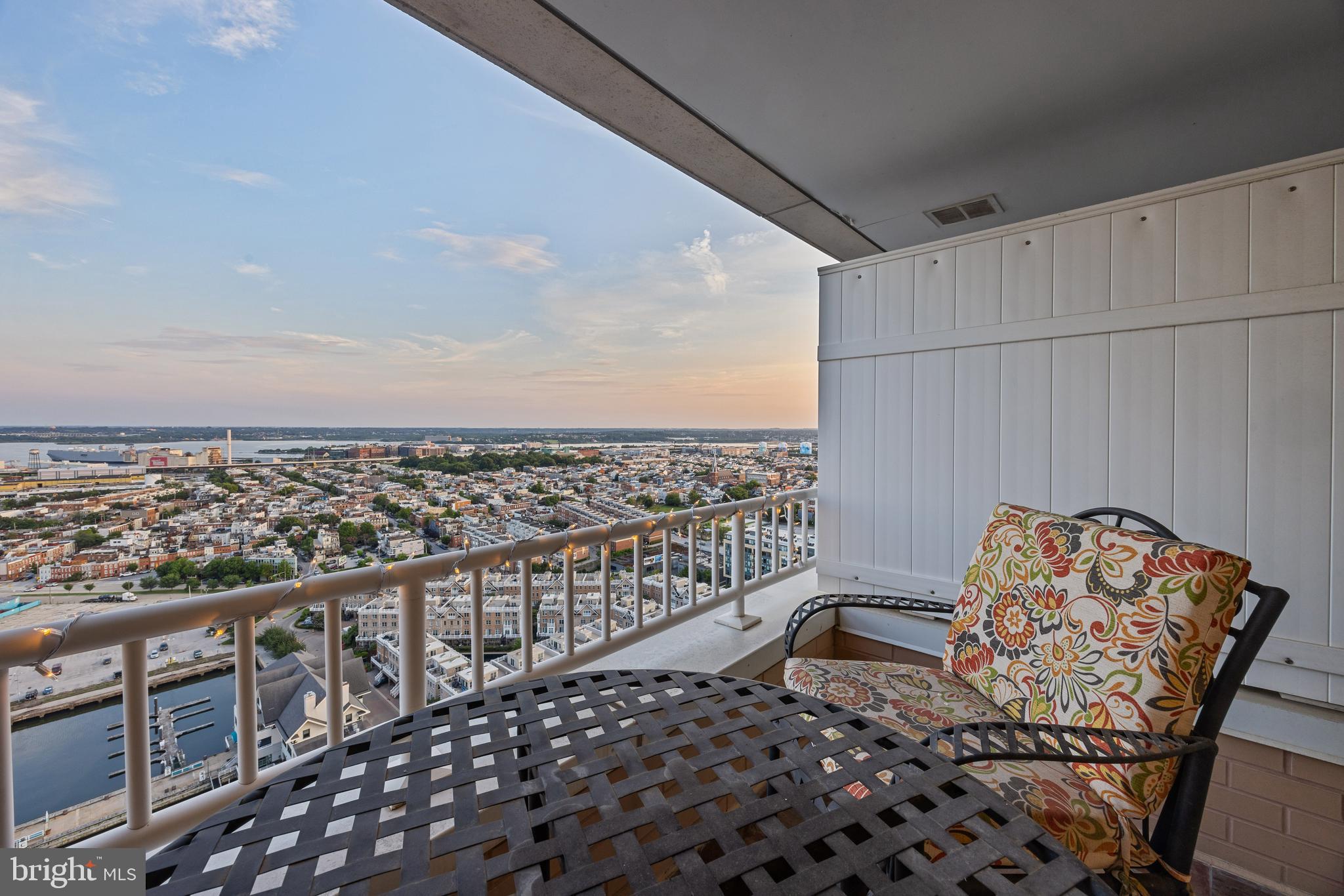 HARBORVIEW - Residential