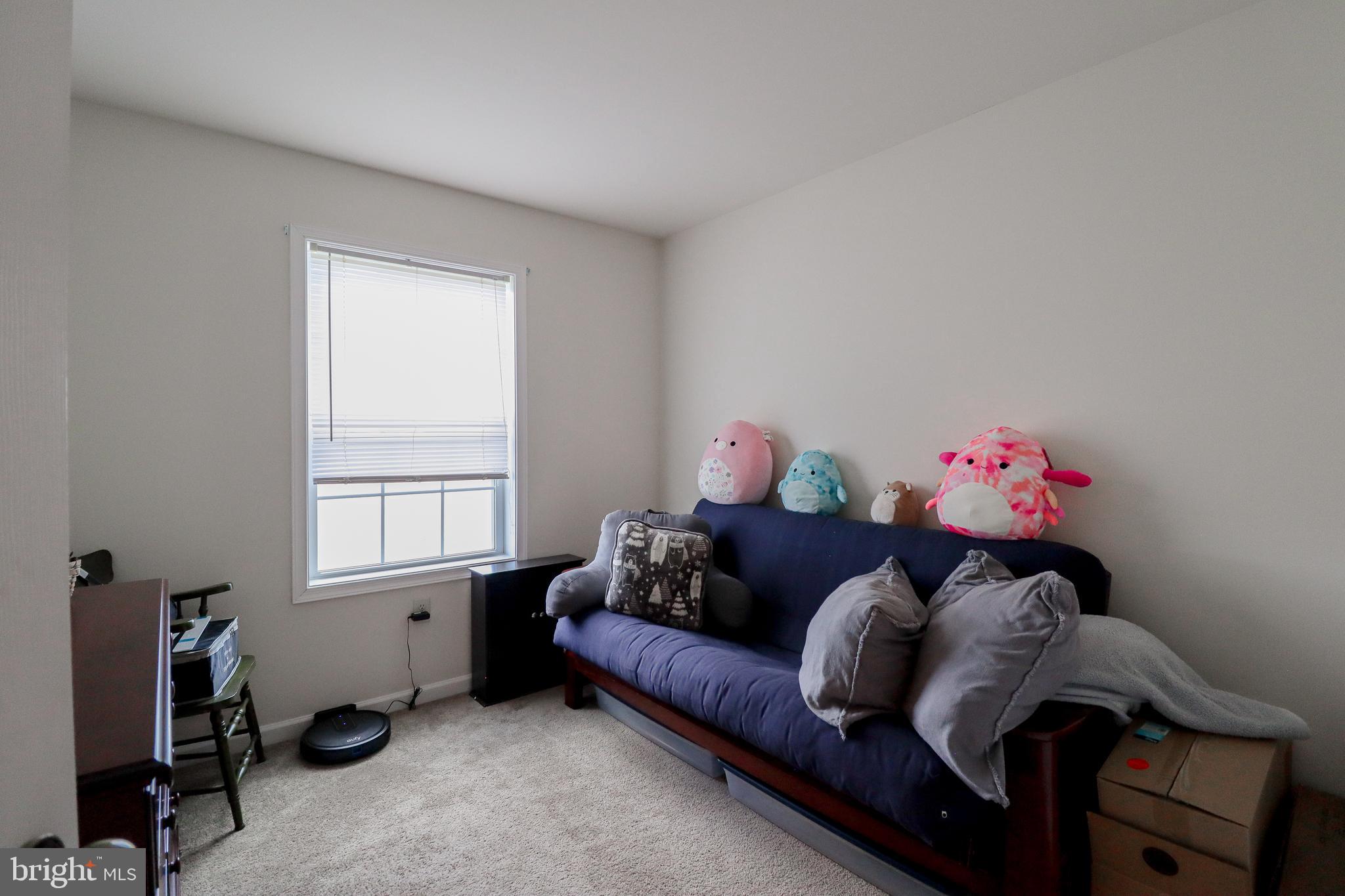 LINDA SUE GARDENS - Residential