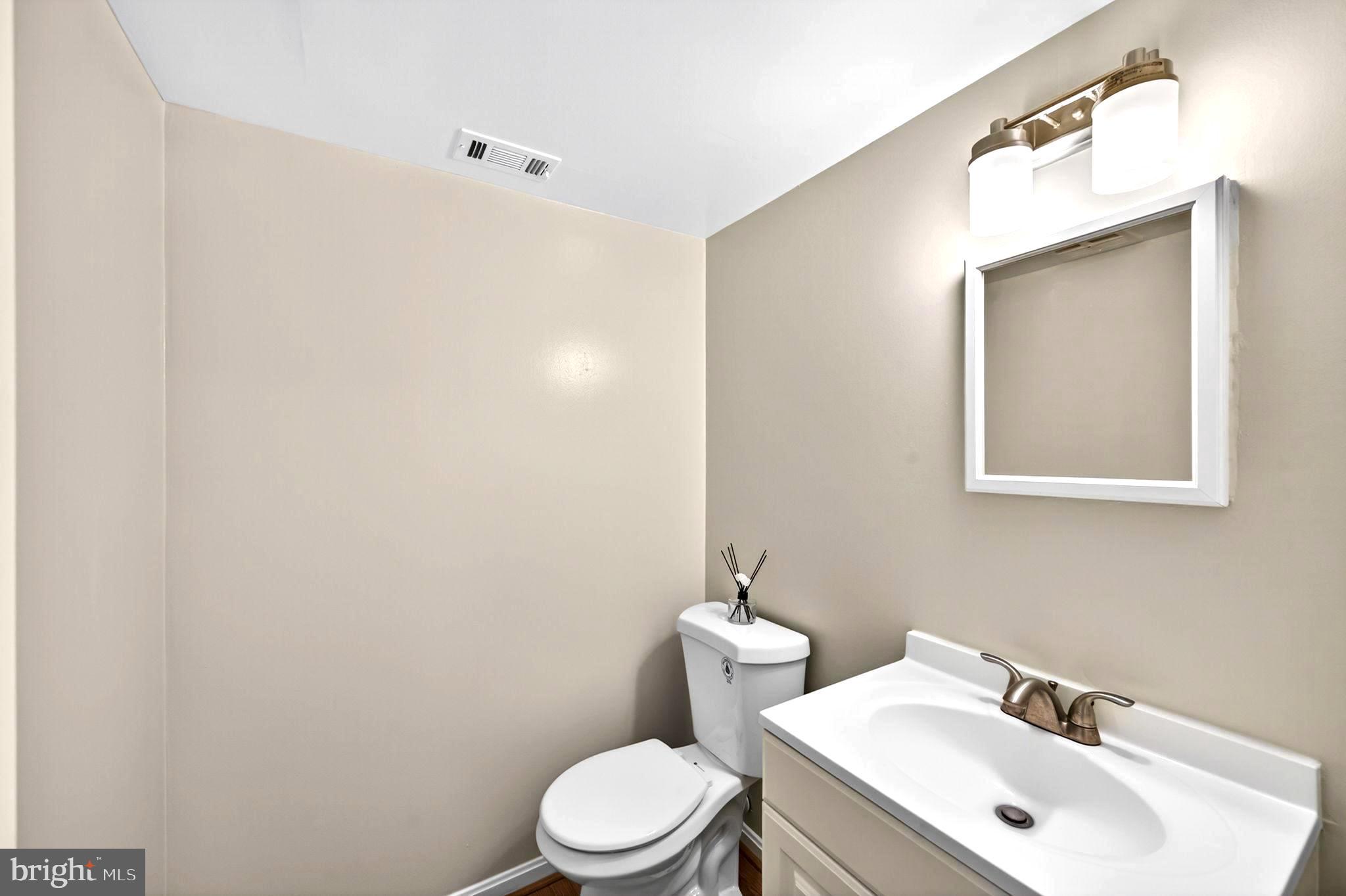 WESTMORELAND SQUARE - Residential