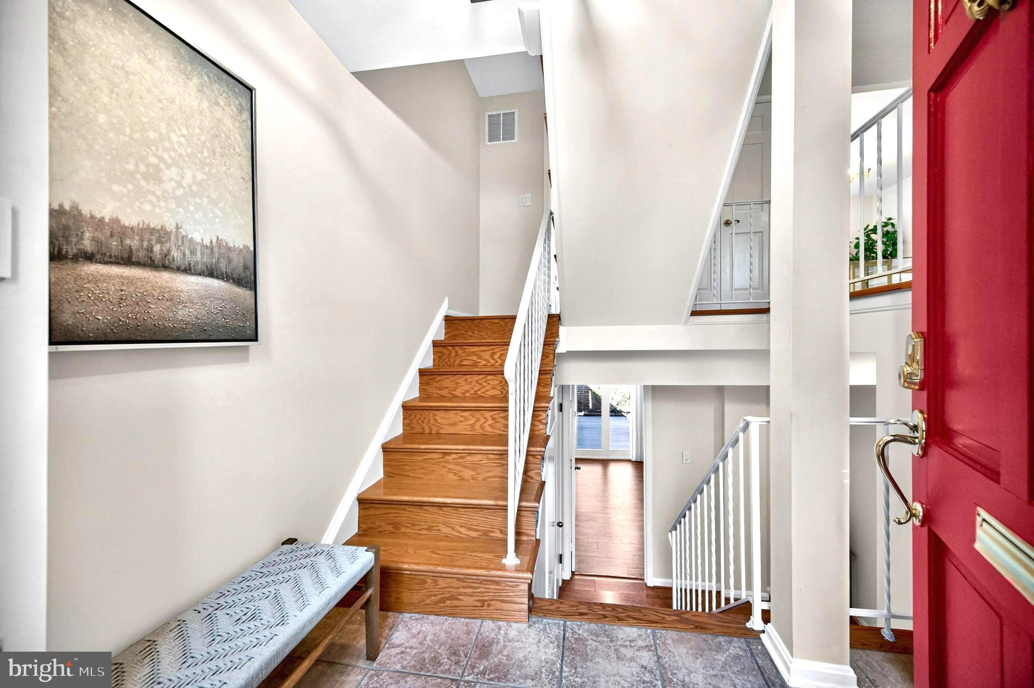 WESTMORELAND SQUARE - Residential