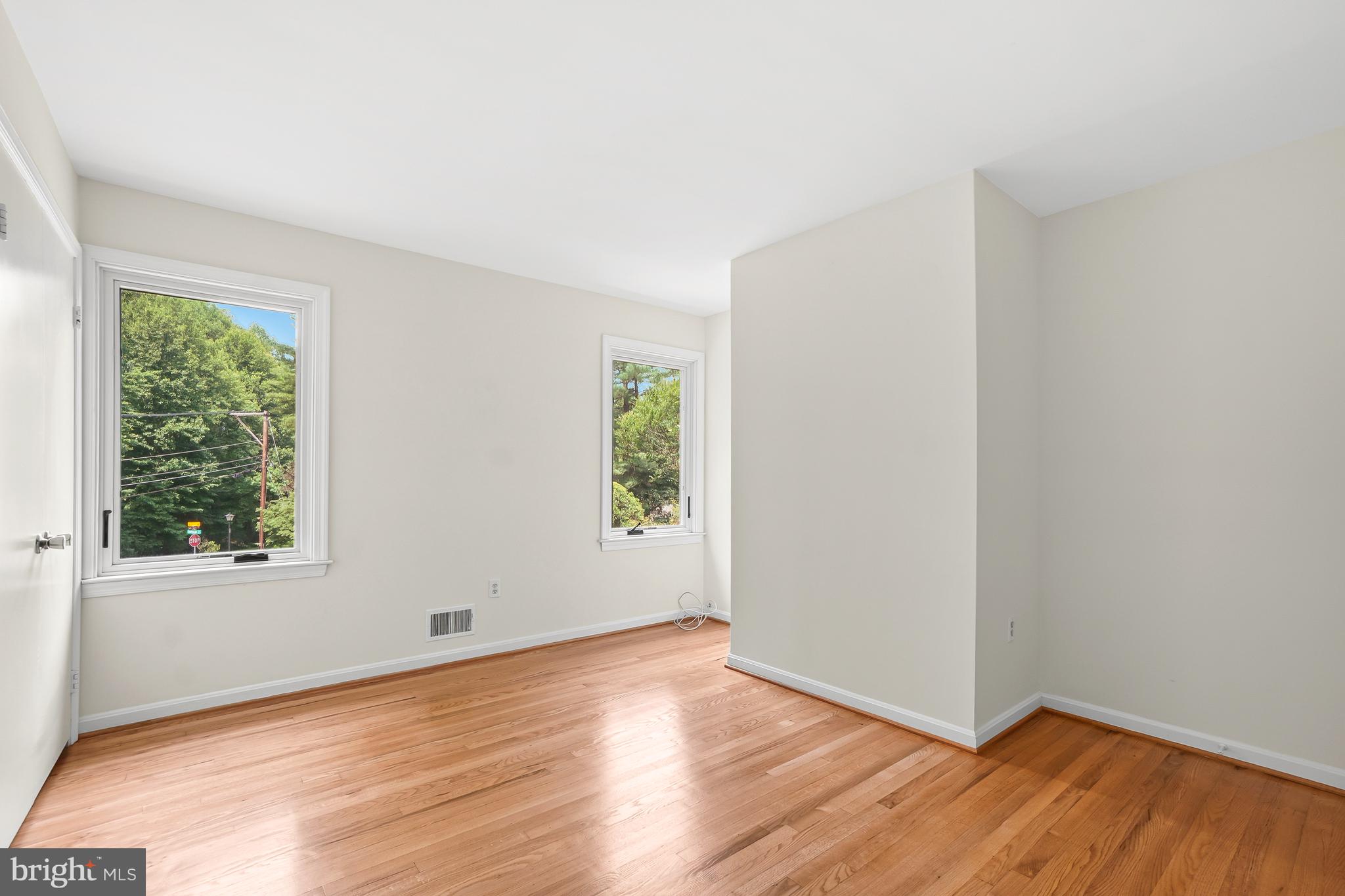 GLEN MILL VILLAGE - Residential