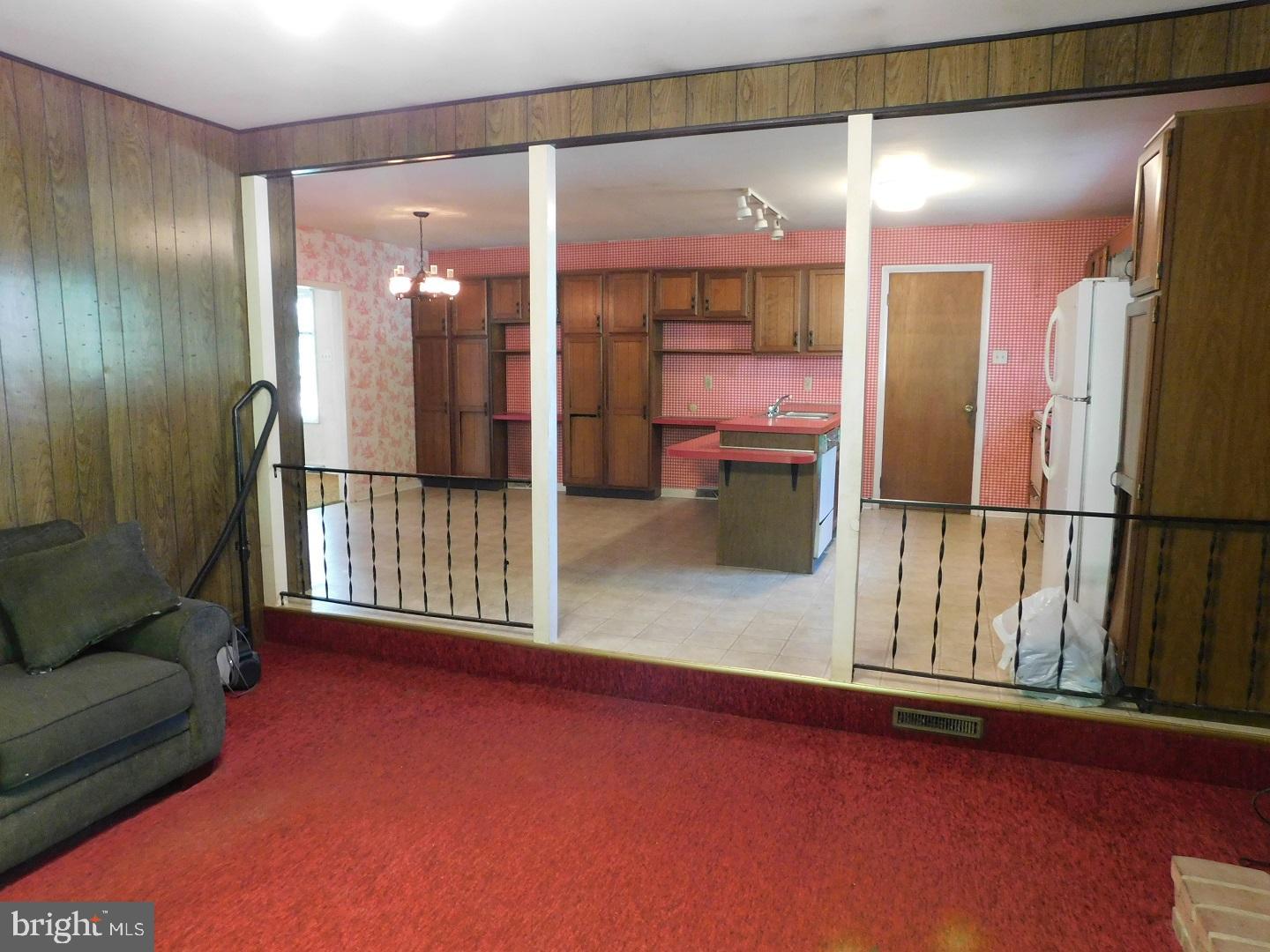 PINE RIDGE - Residential