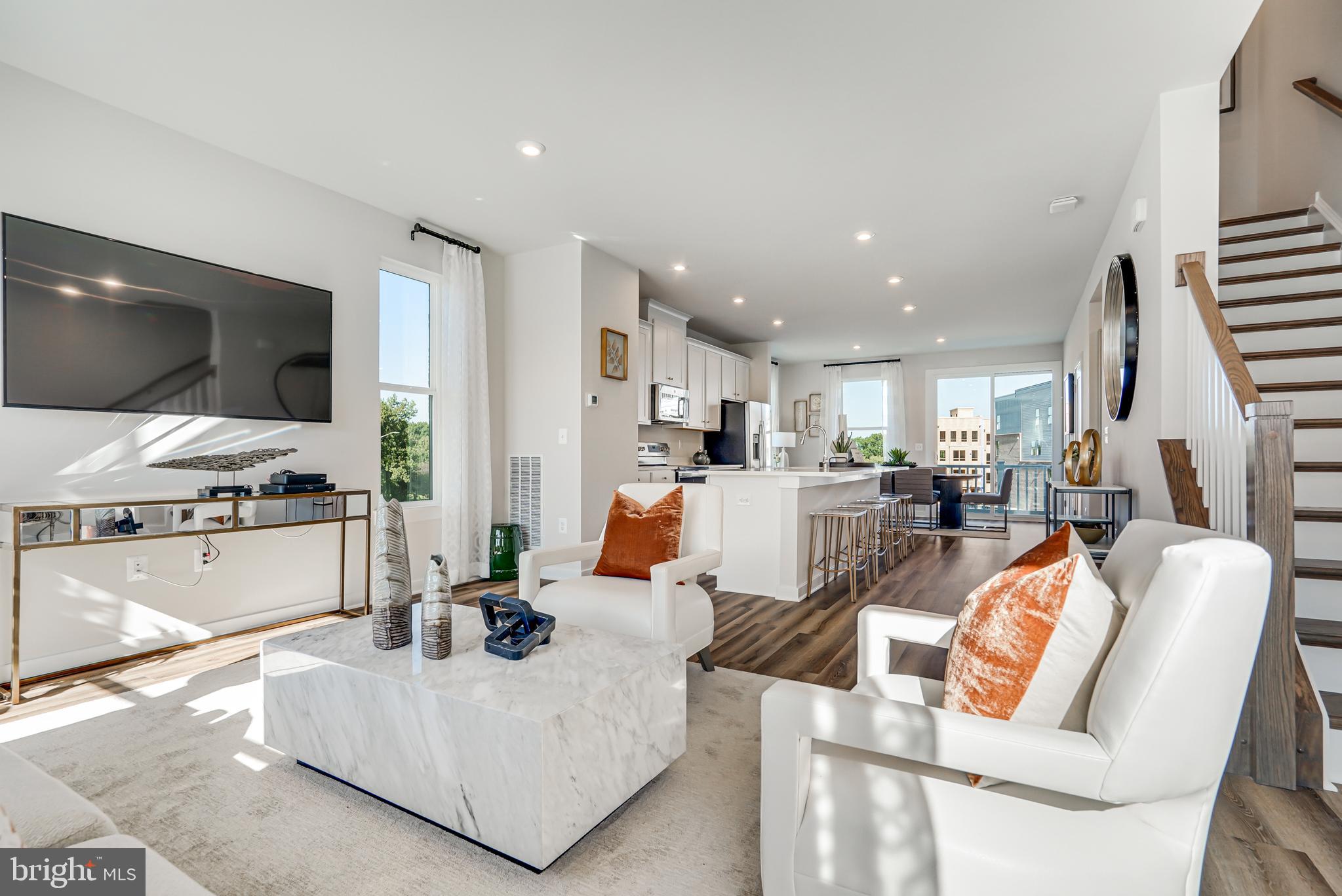 INNOVATION TOWN CENTER - Residential