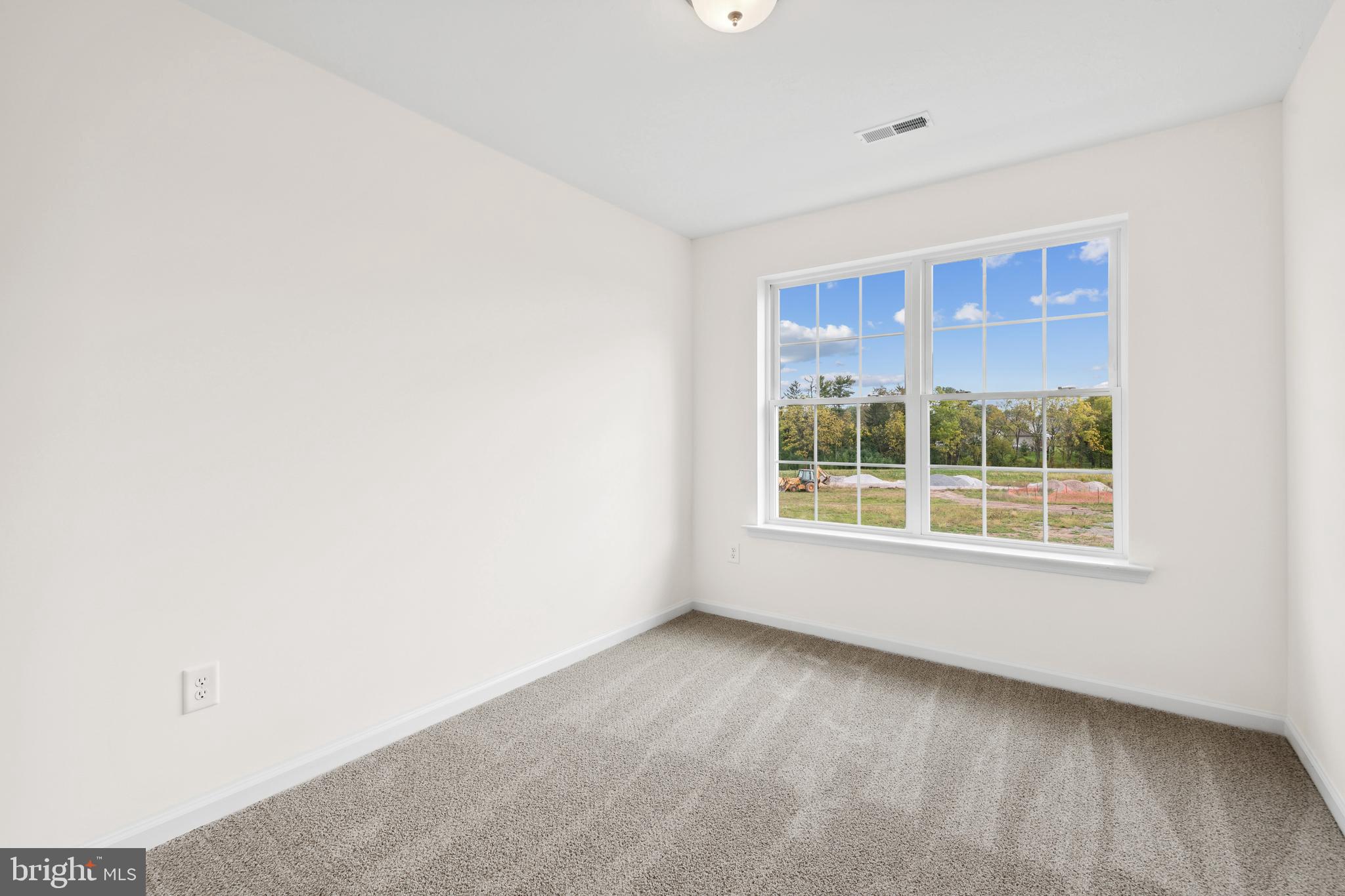 KINGS COURT AT BROWNSTONE - Residential