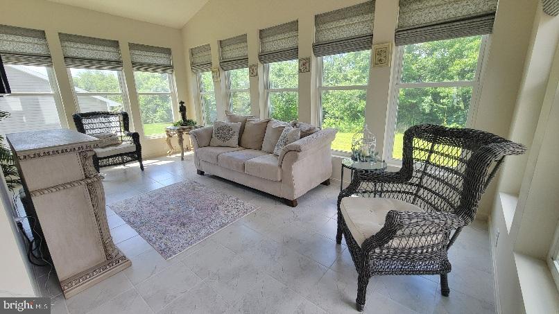 FREEDOM HILLS - Residential