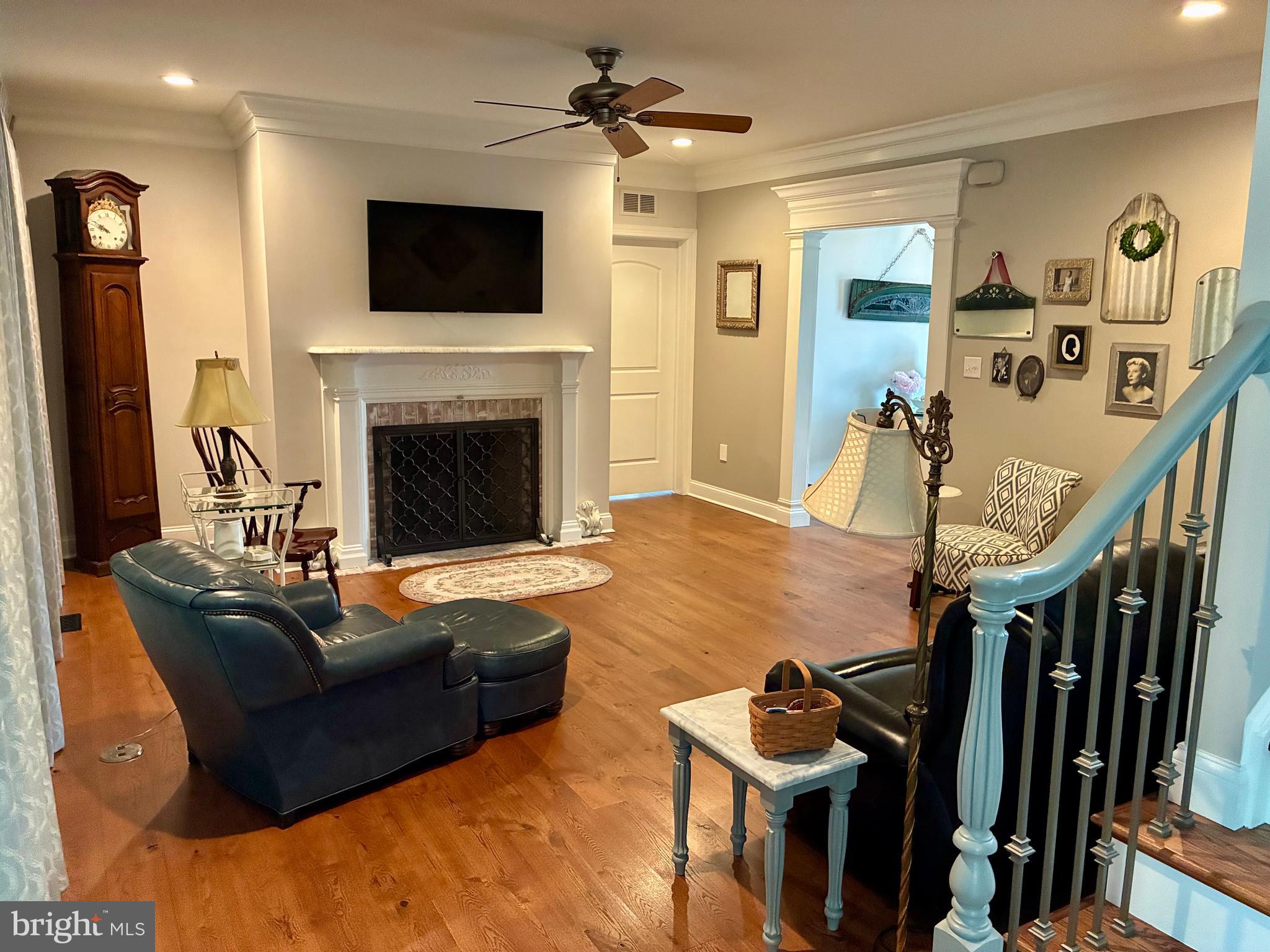 MOSS SPRING ESTATES - Residential