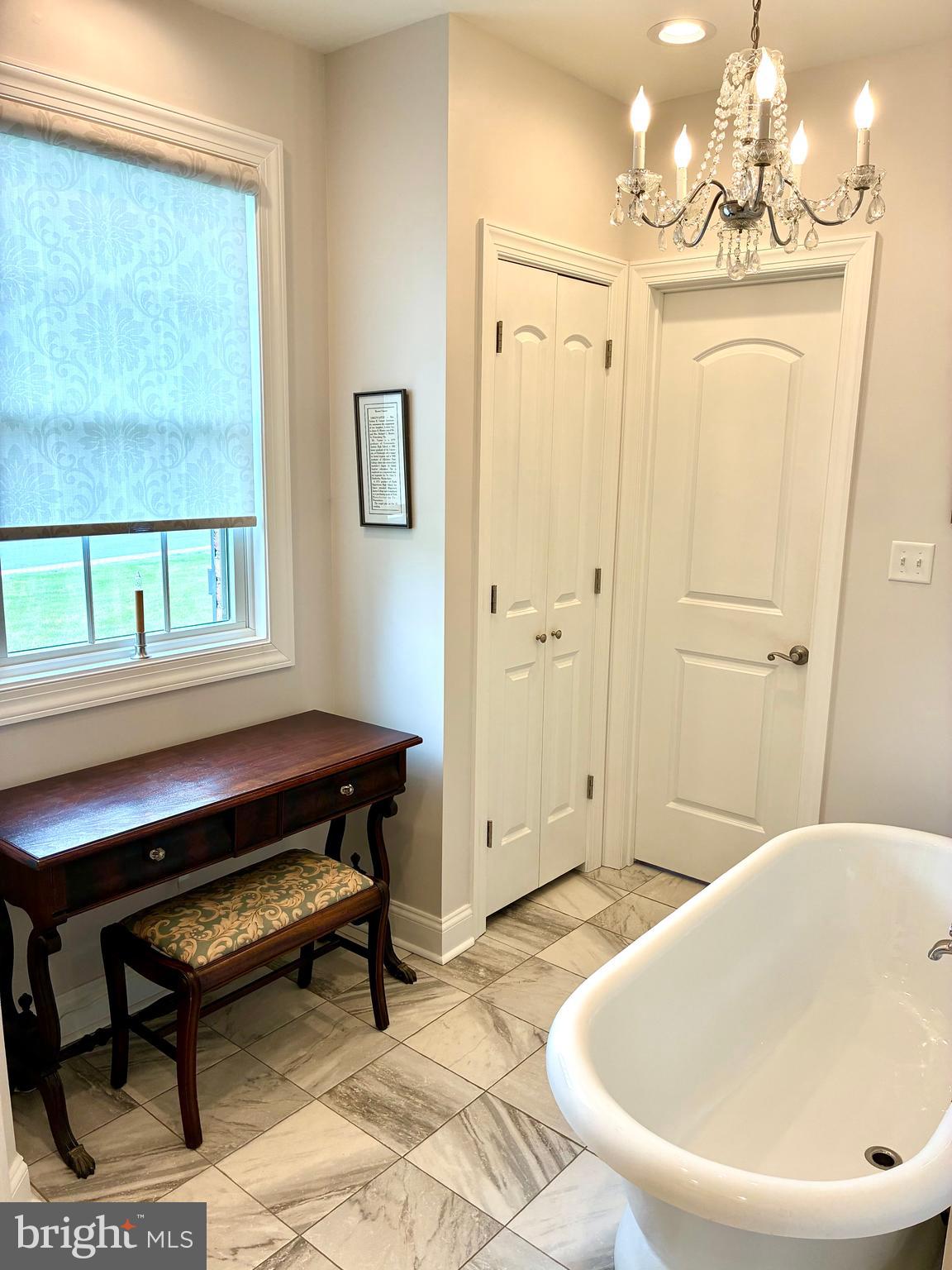 MOSS SPRING ESTATES - Residential