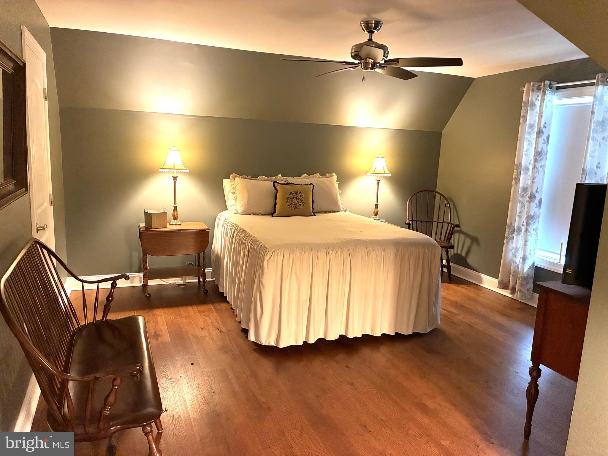 MOSS SPRING ESTATES - Residential