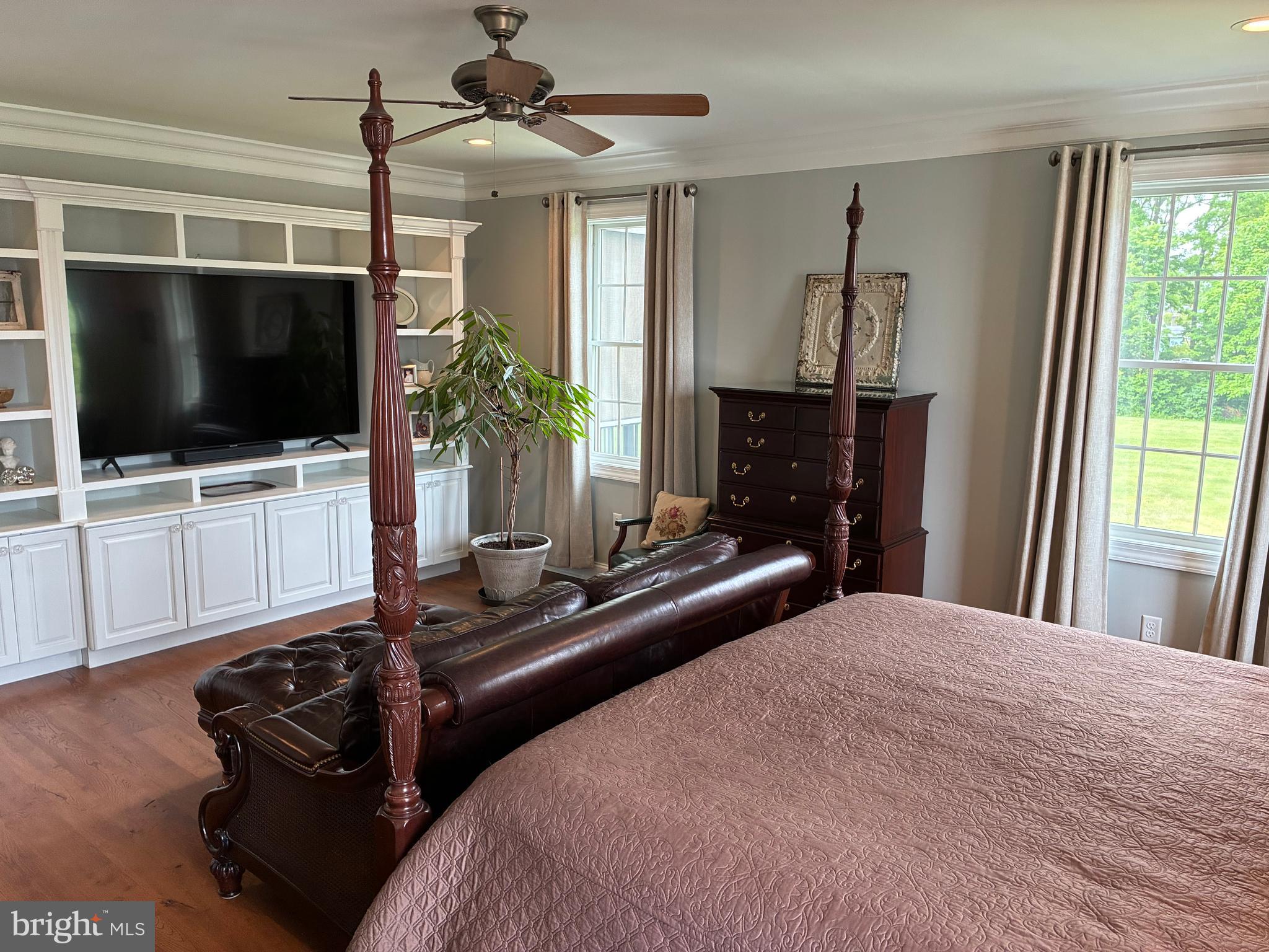 MOSS SPRING ESTATES - Residential