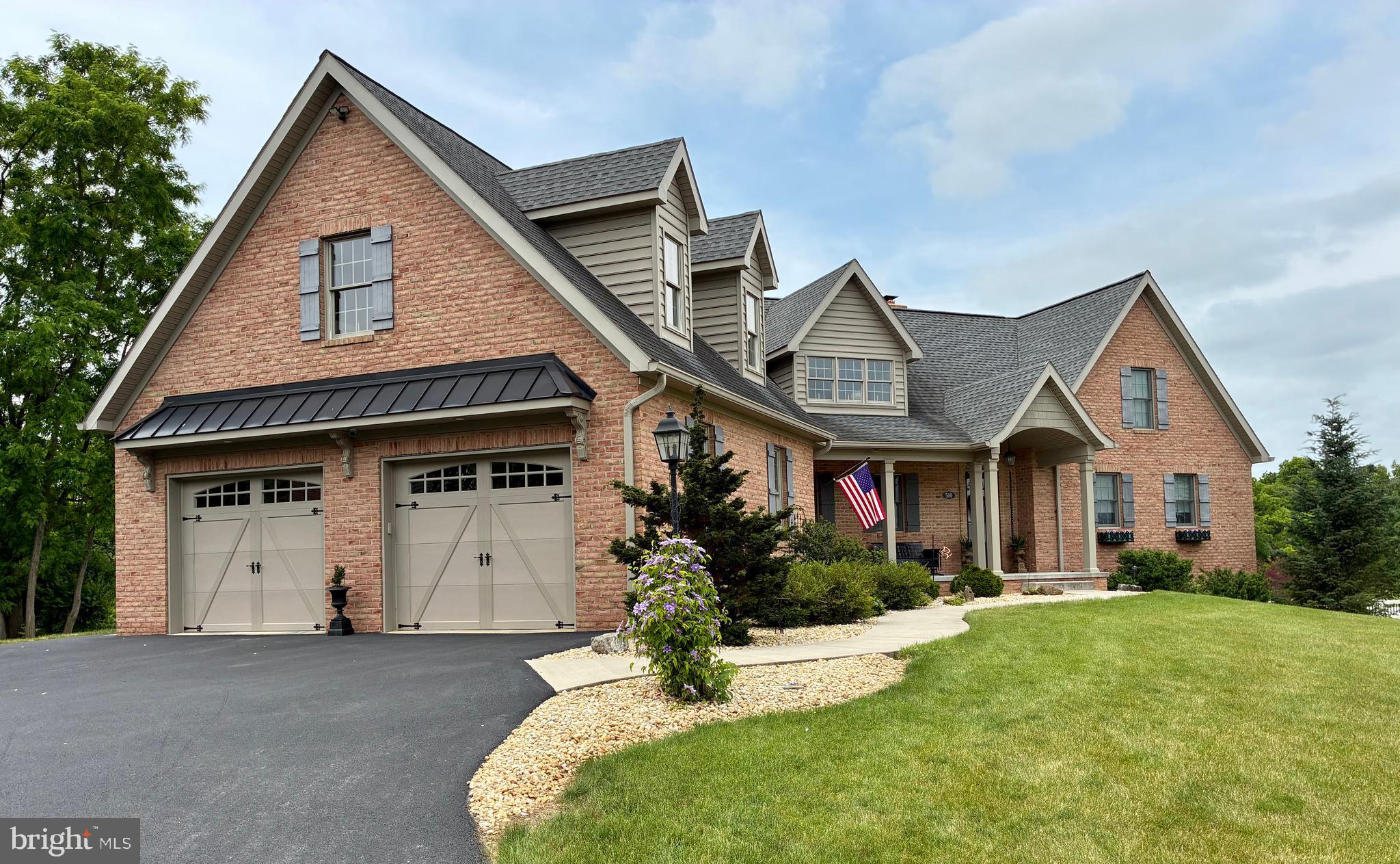 MOSS SPRING ESTATES - Residential