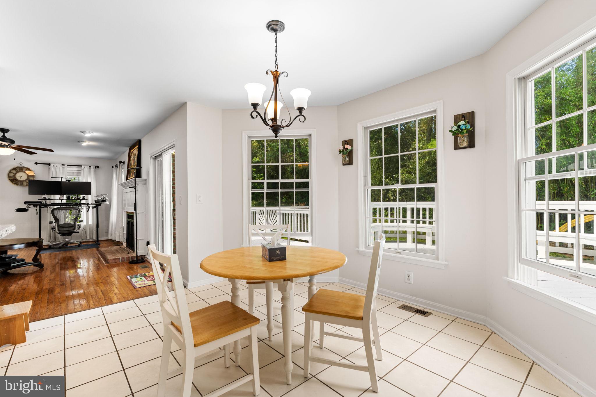 HUNTERS RUN - Residential