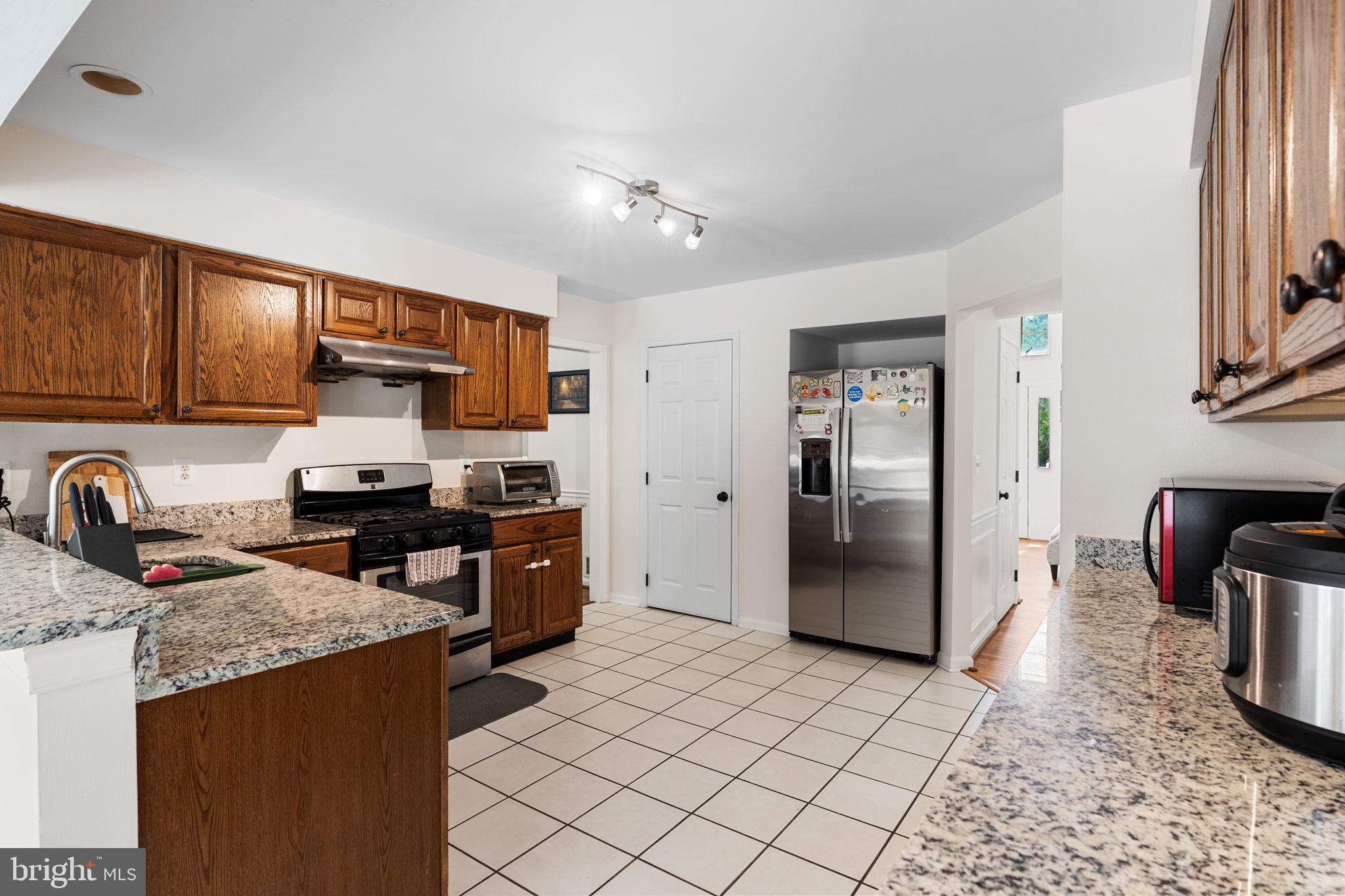 HUNTERS RUN - Residential