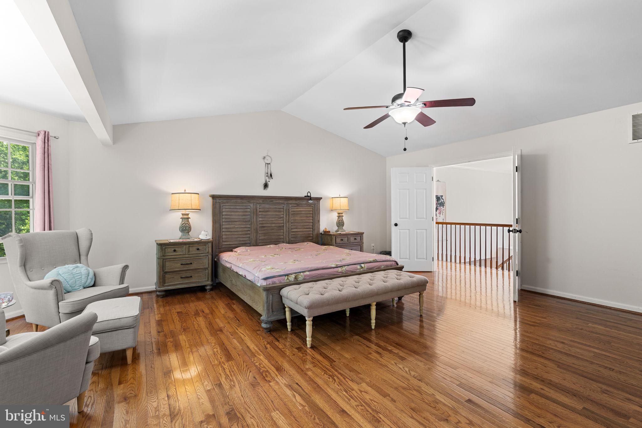 HUNTERS RUN - Residential