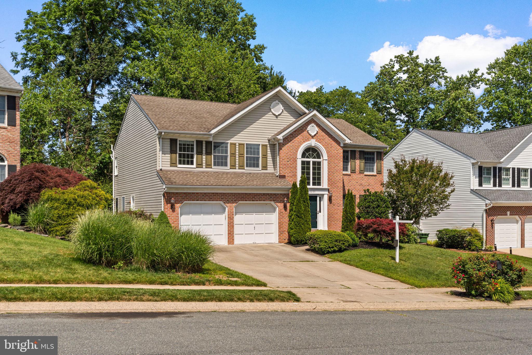 HUNTERS RUN - Residential
