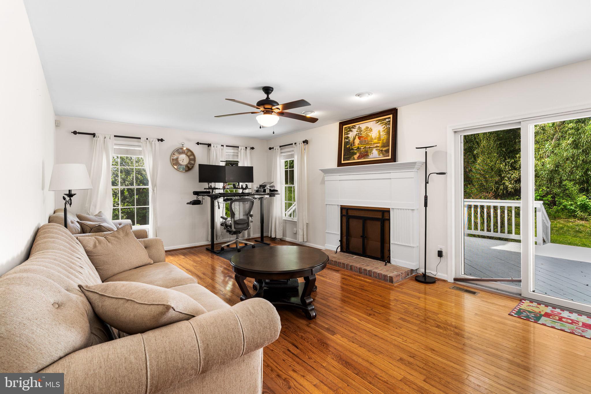 HUNTERS RUN - Residential