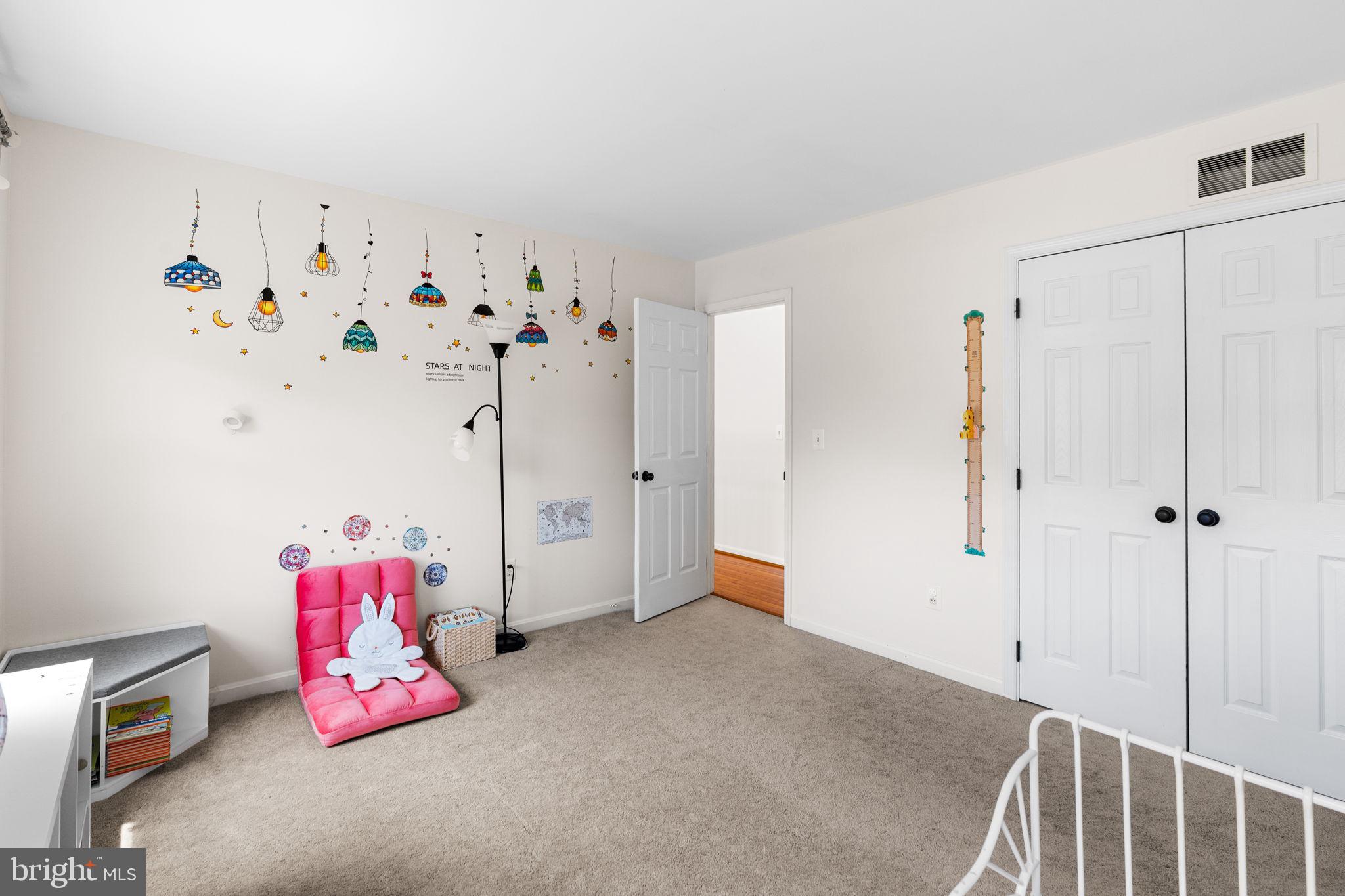 HUNTERS RUN - Residential