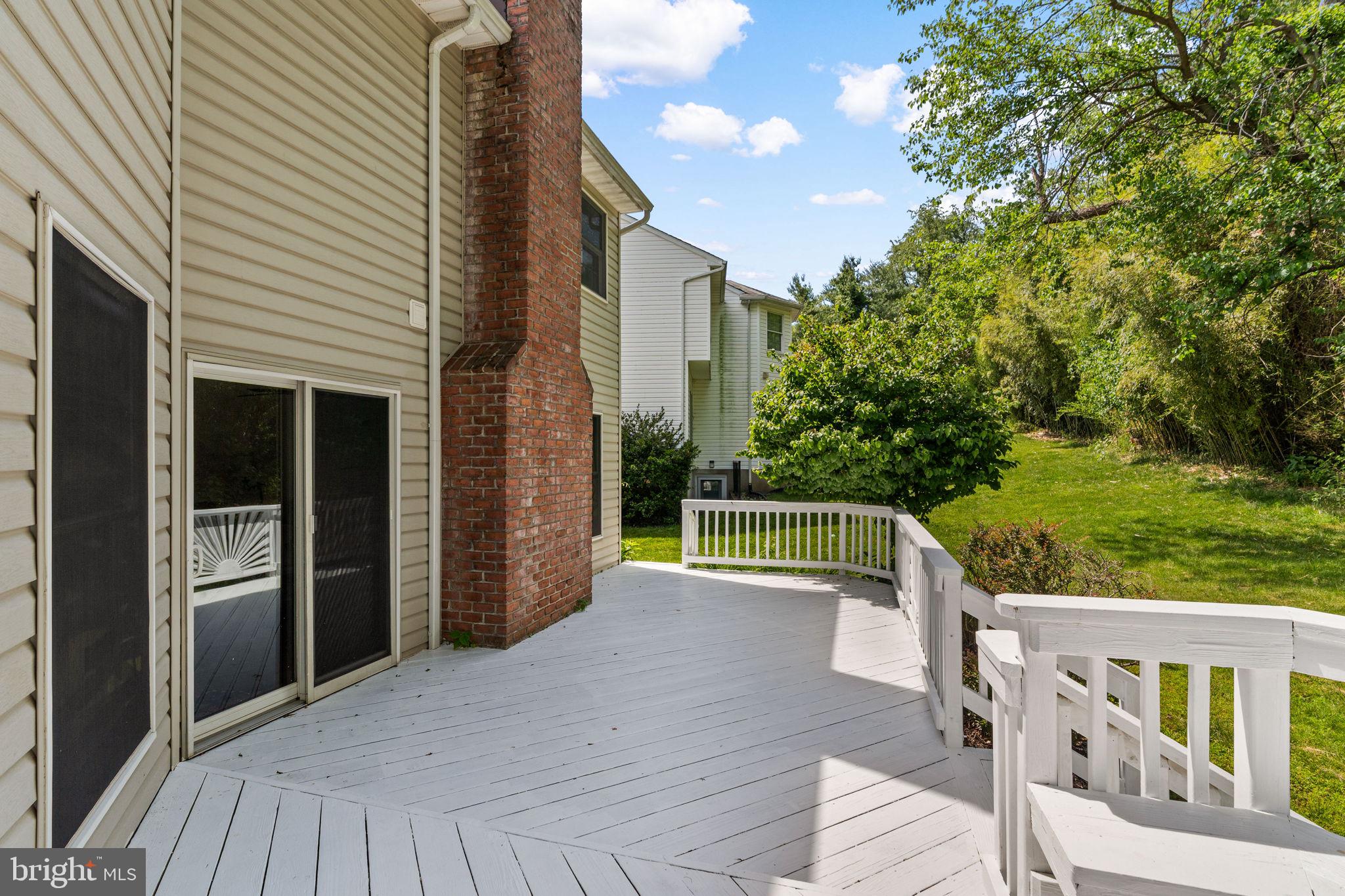HUNTERS RUN - Residential