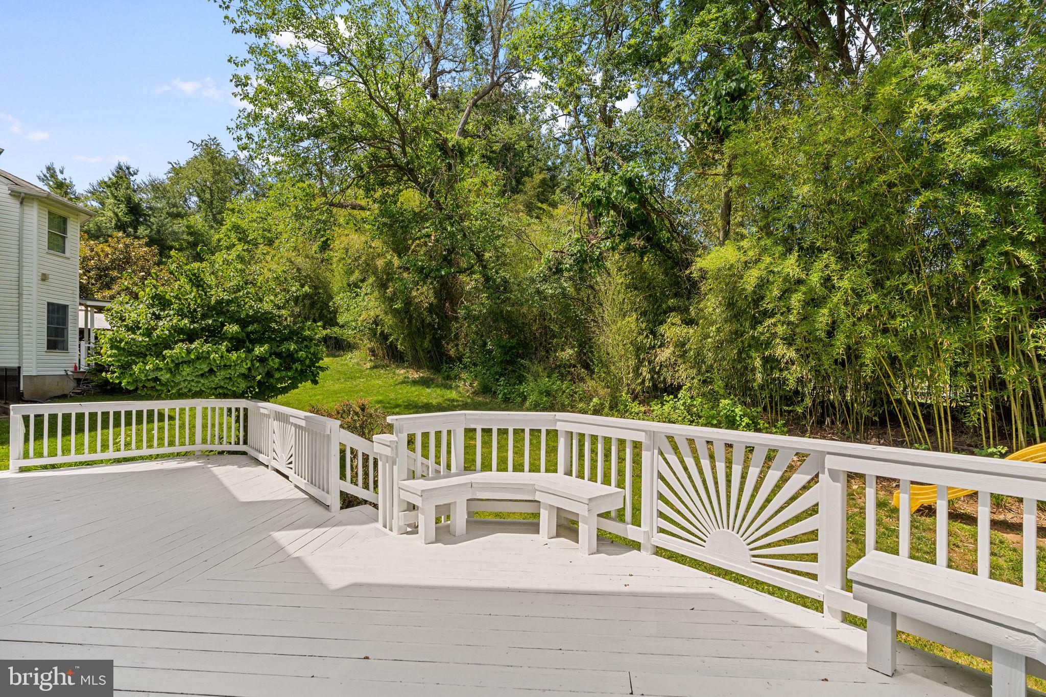 HUNTERS RUN - Residential