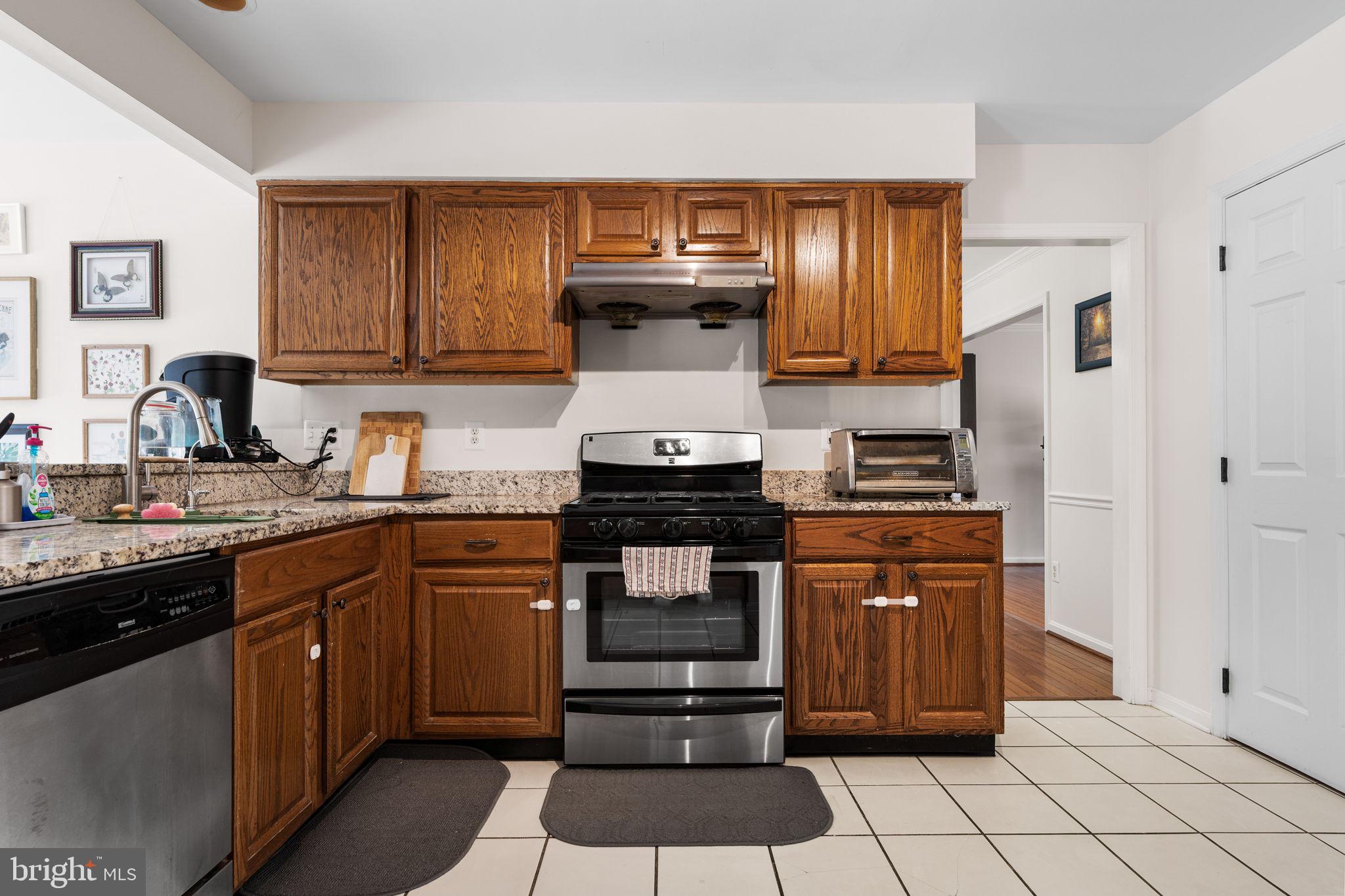 HUNTERS RUN - Residential