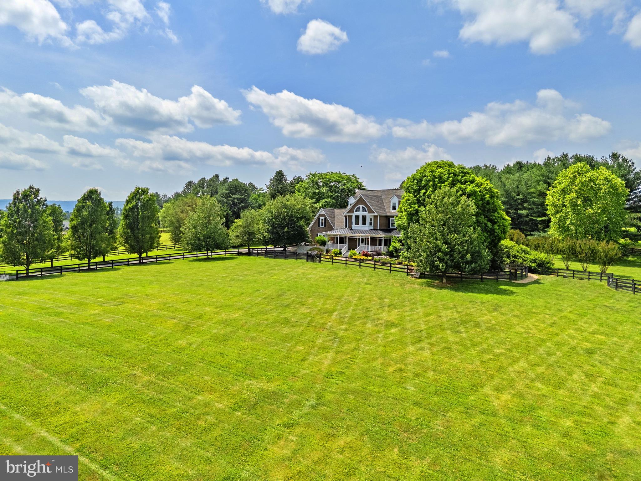 MOSBYS CROSSING - Residential