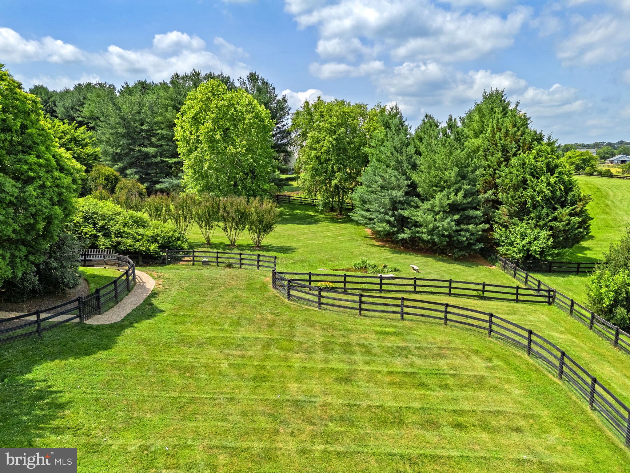 MOSBYS CROSSING - Residential