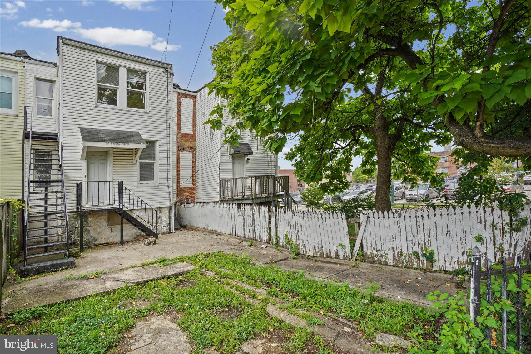 PARK HEIGHTS - Residential