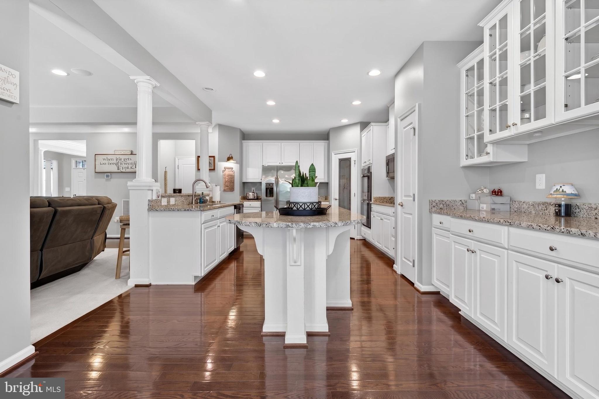 MADISON GROVE - Residential