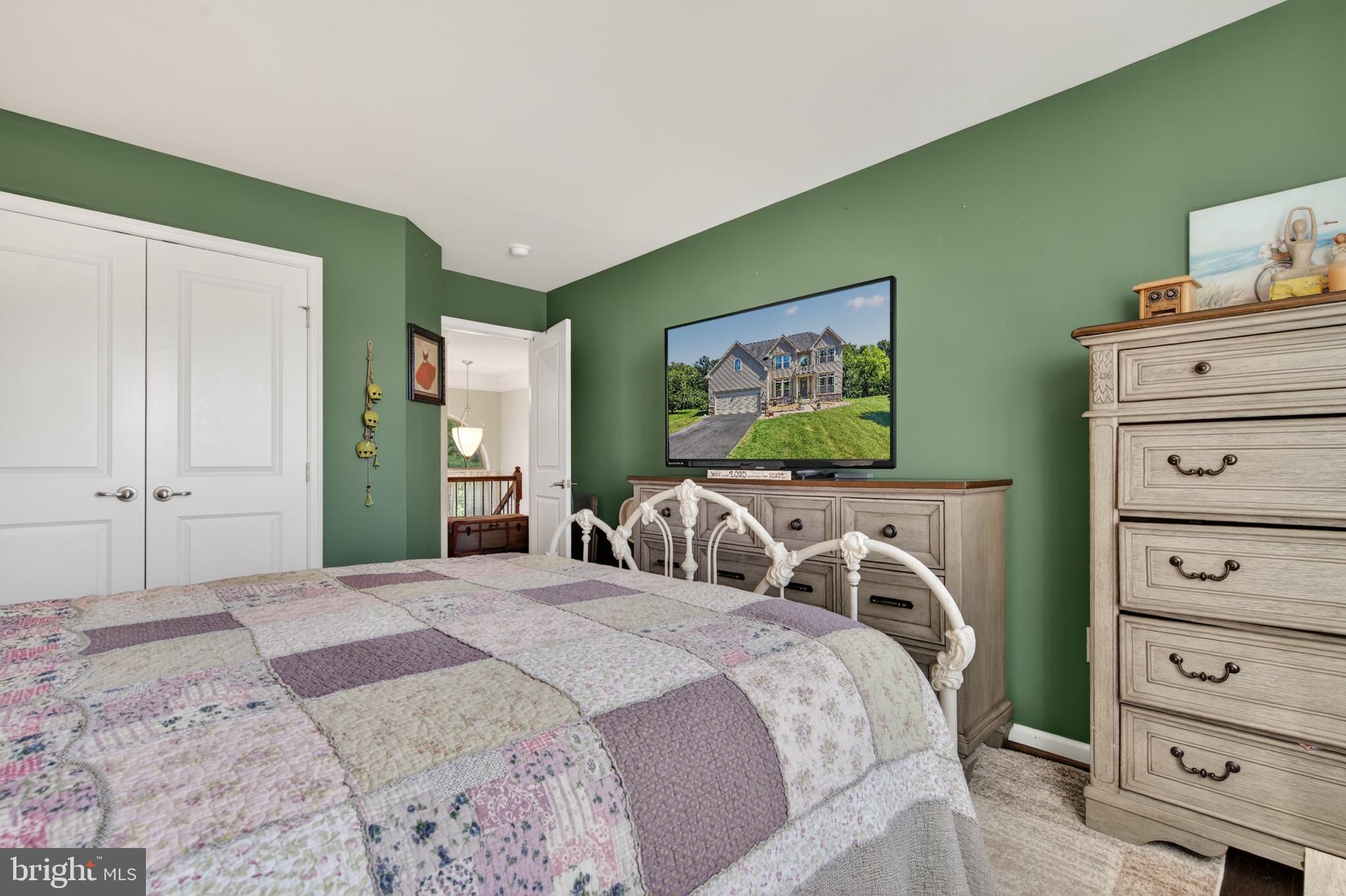 MADISON GROVE - Residential