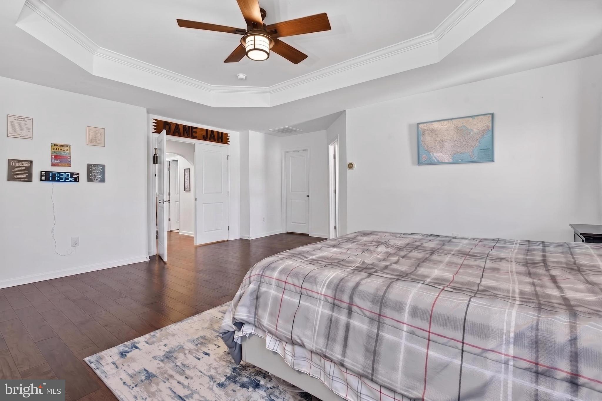 MADISON GROVE - Residential
