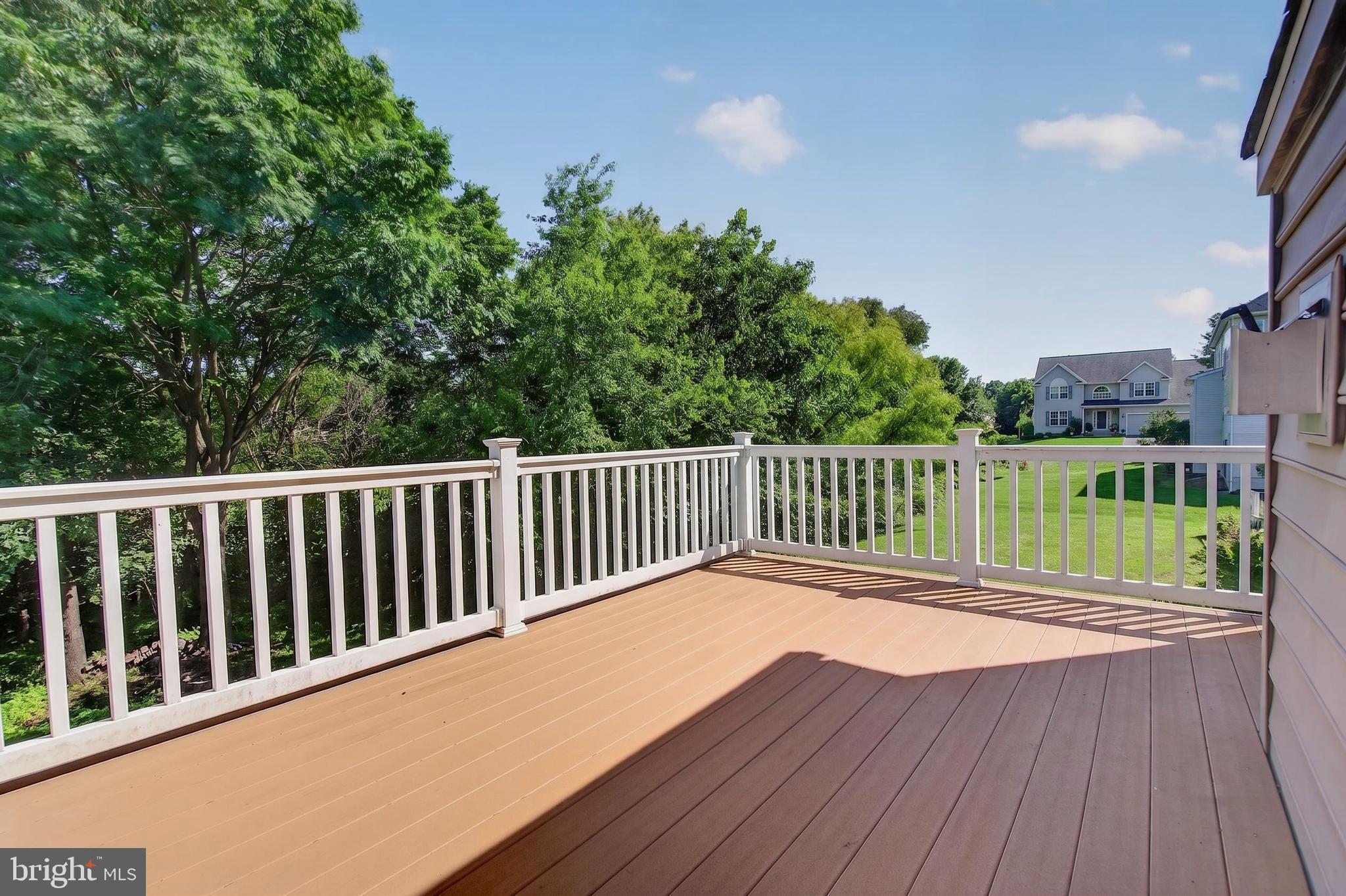 MADISON GROVE - Residential