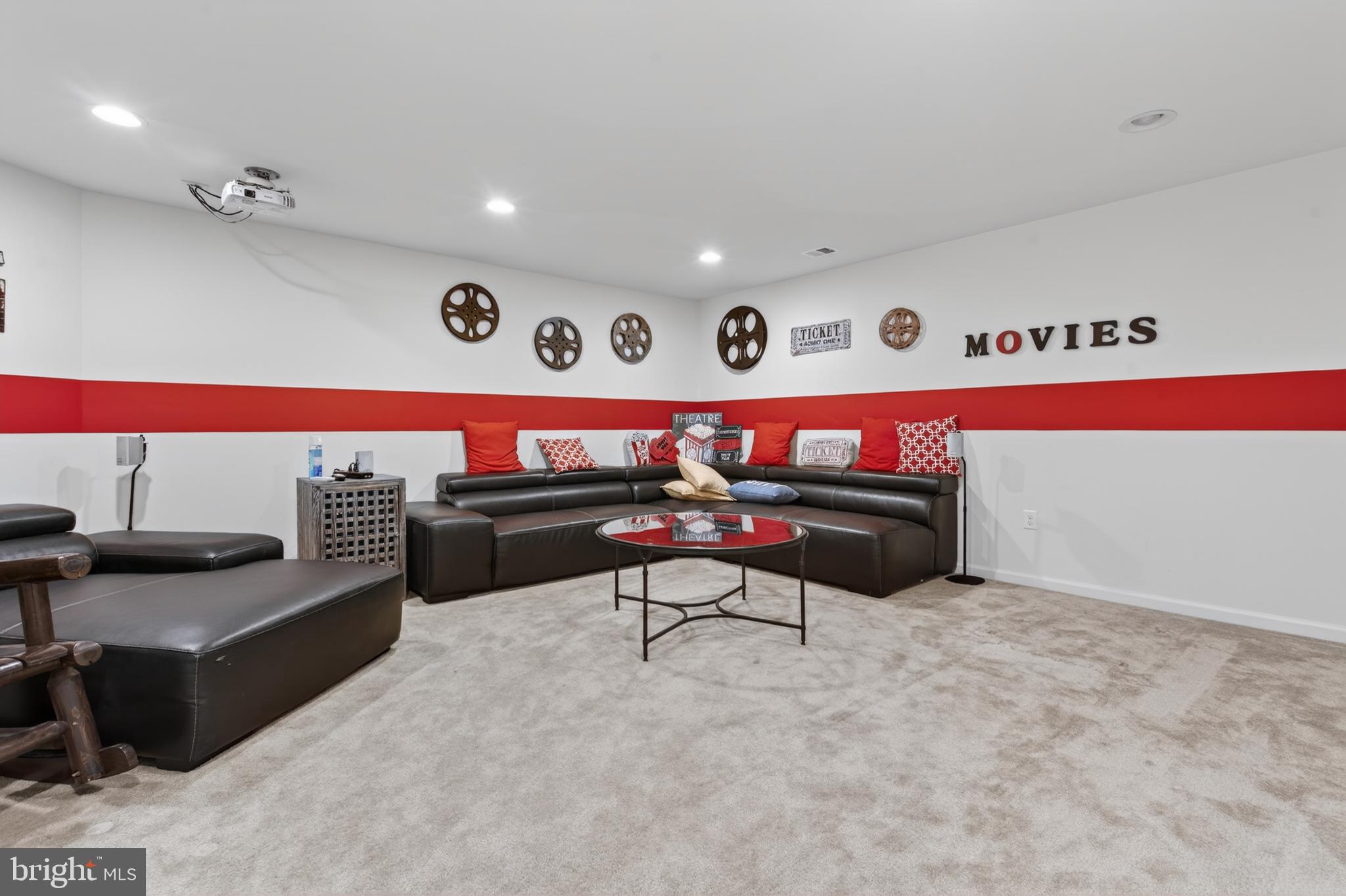 MADISON GROVE - Residential