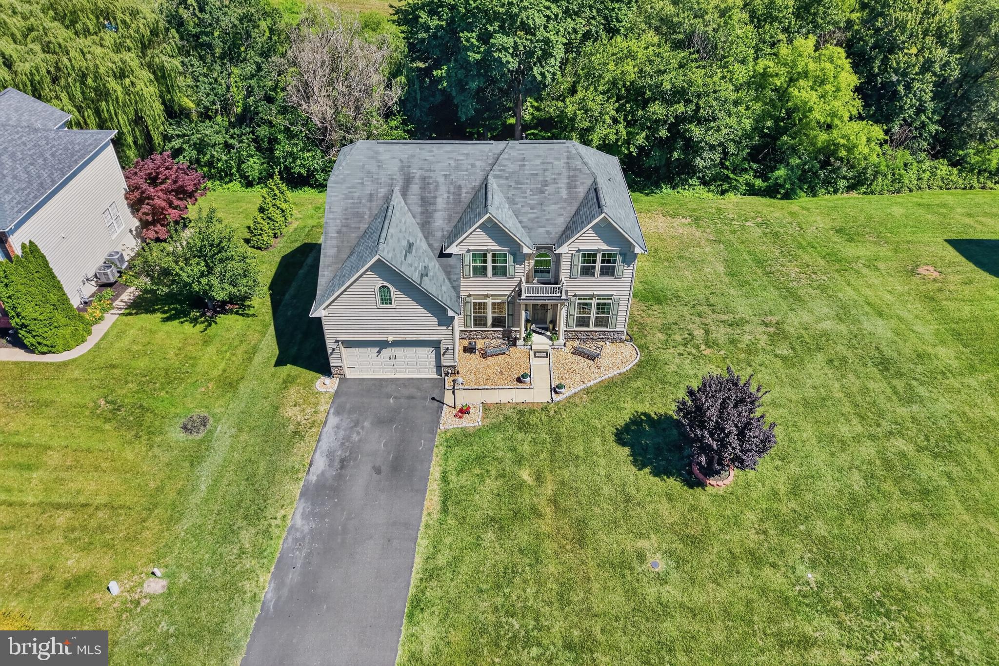 MADISON GROVE - Residential