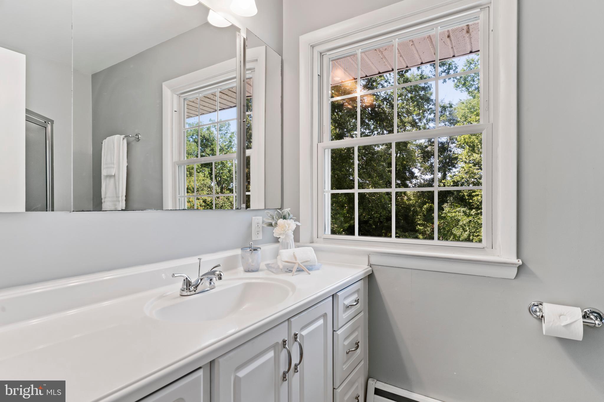 GREEN LANE FARMS - Residential