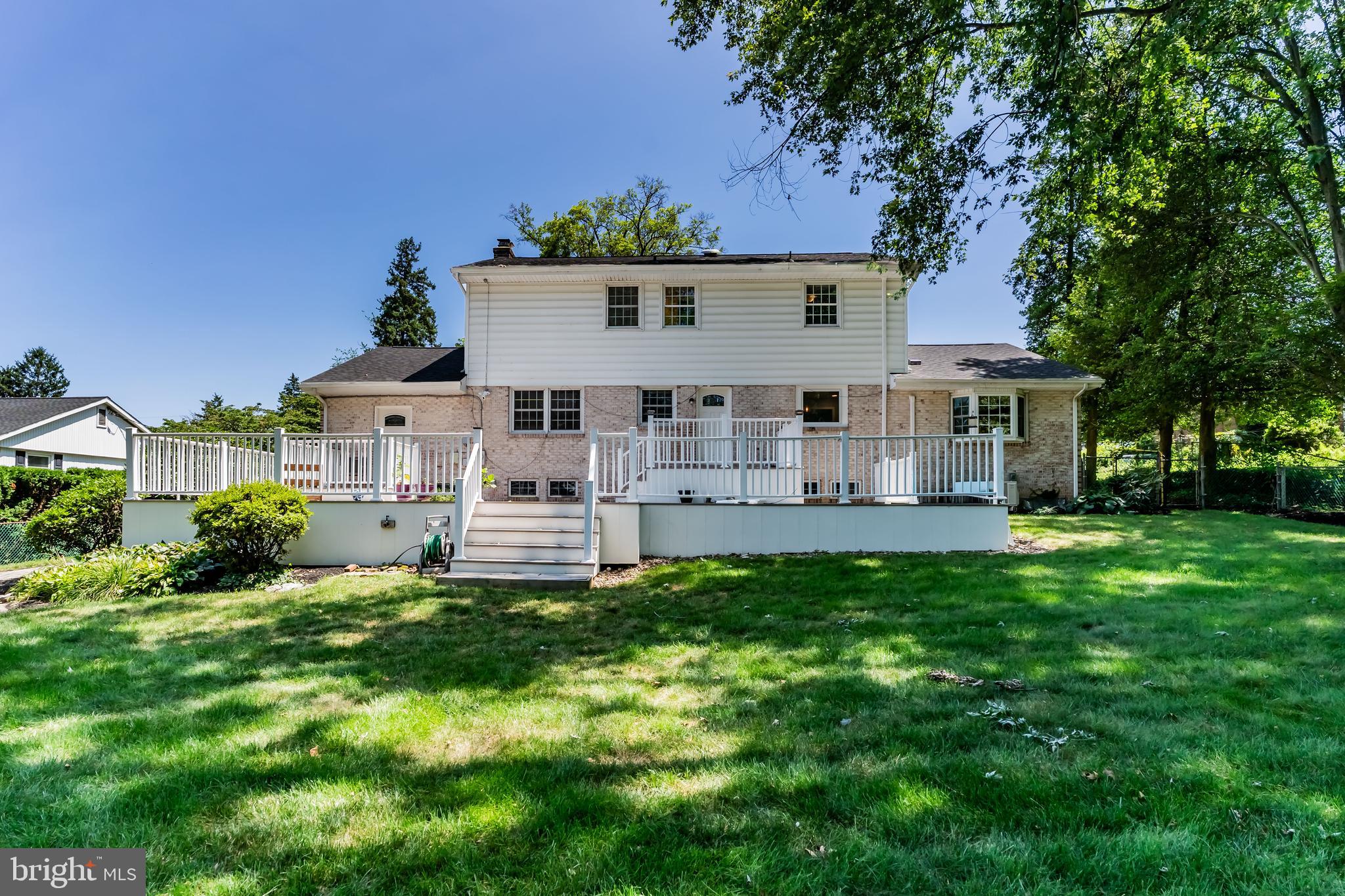 GREEN LANE FARMS - Residential
