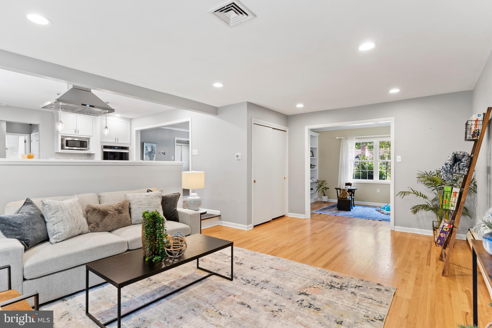 GREEN LANE FARMS - Residential