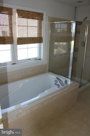 MAYFIELD TRACE - Residential Lease
